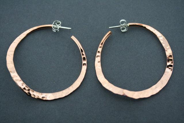 Hammered Copper Circular Curved Hoop Stud Earrings - Boho Chic Jewelry for Women, Perfect for Casual Wear, Parties & Everyday Fashion
