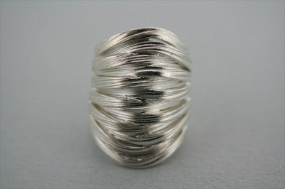Large Clean Interlinked Rings - Stainless Steel Stackable Rings for Women, Minimalist Jewelry for Everyday Wear, Gift for Her, Perfect for Layering and Stacking