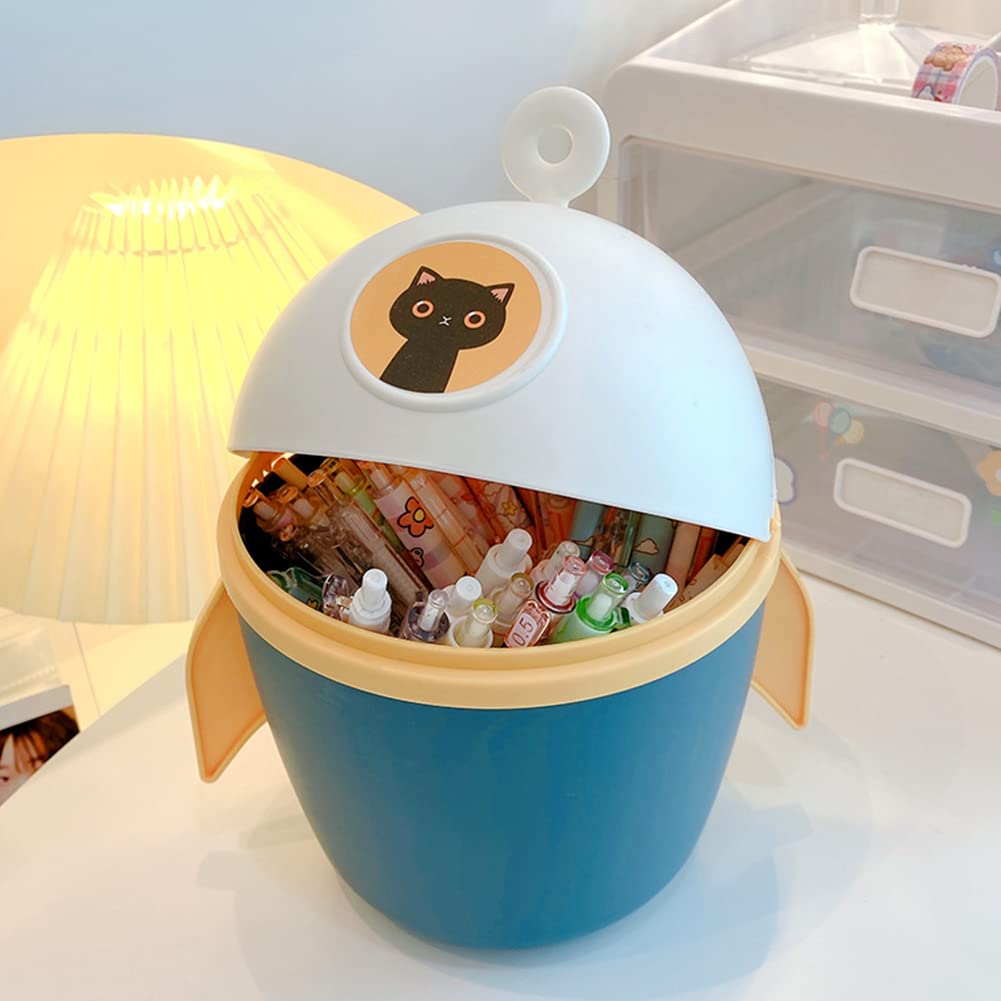 WAYUTO Rocket Swing Lid Desktop Trash Can with Pen Holder - Detachable Plastic Storage Bin & Mini Wastebasket for Home, Office, Bedroom, Living Room, Kitchen - Perfect for Organizing Pens, Pencils & Small Trash (Green)