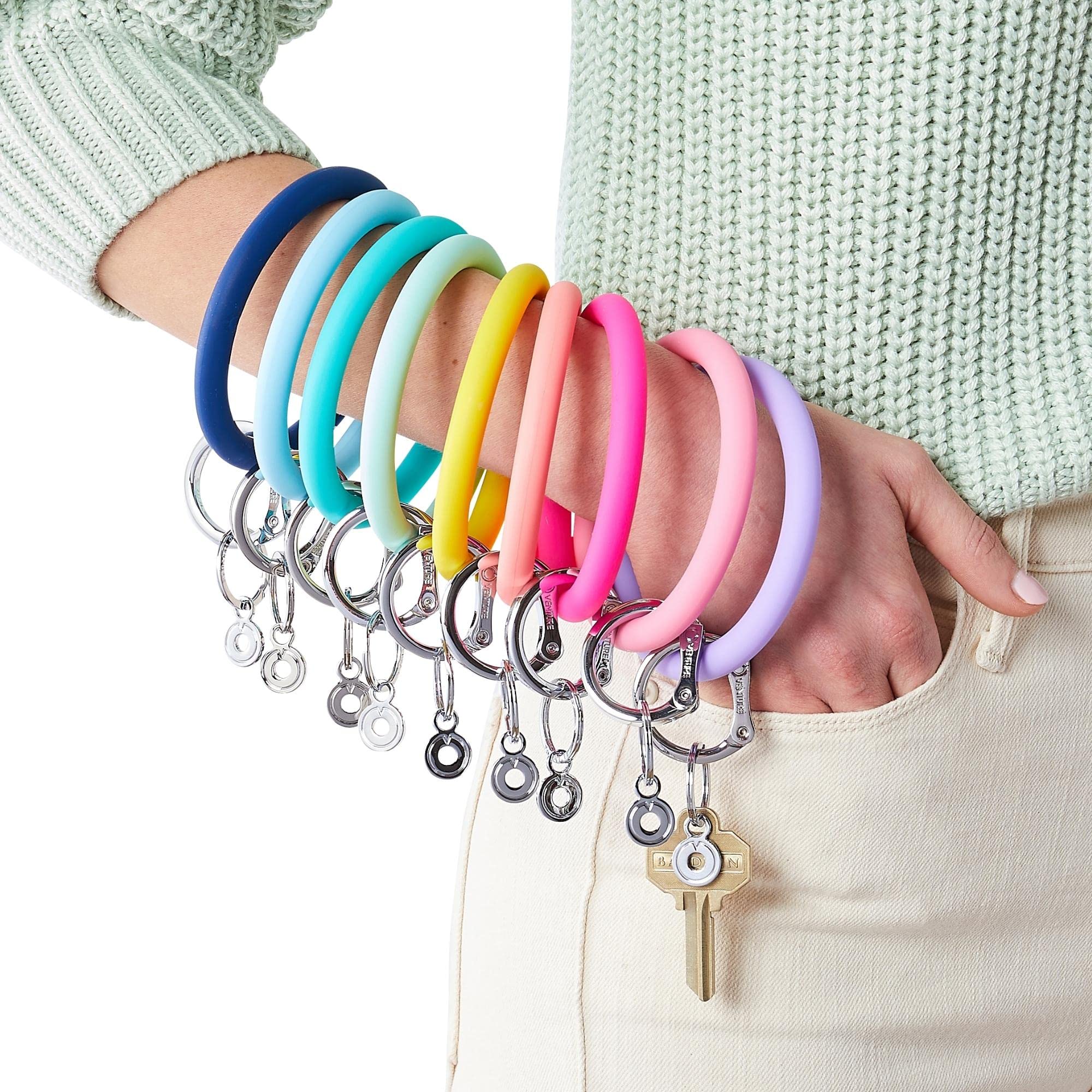Original Silicone Big O Key Ring Bracelet - Durable & Stretchable Keychain for Keys, Gym, Hiking & Outdoor Activities
