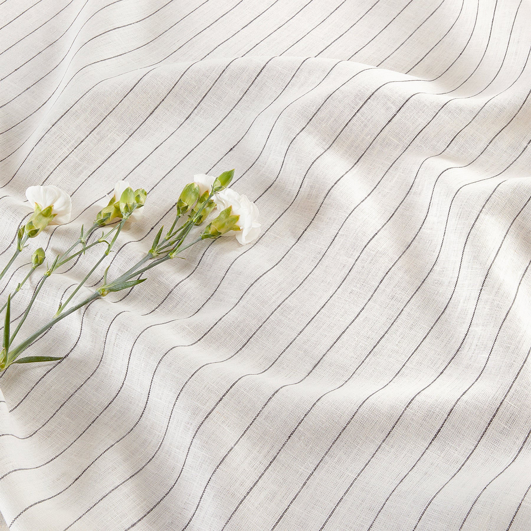 Stylish Pinstripe Table Throw - Elegant Dining & Home Decor for Parties, Weddings & Everyday Use