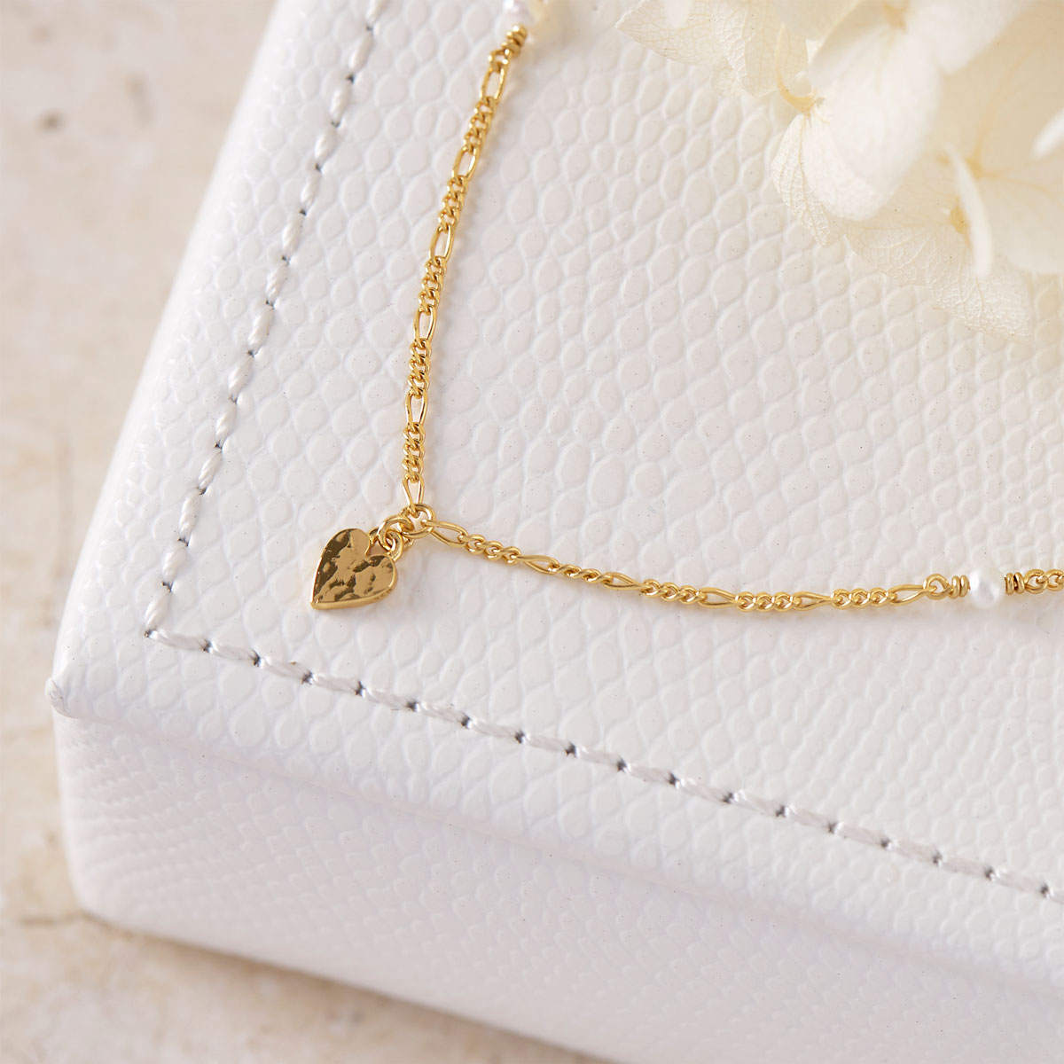 Aphrodite Heart Necklace 14K Gold Pendant for Women - Romantic Gift for Valentine's Day, Anniversary & Date Night Jewelry