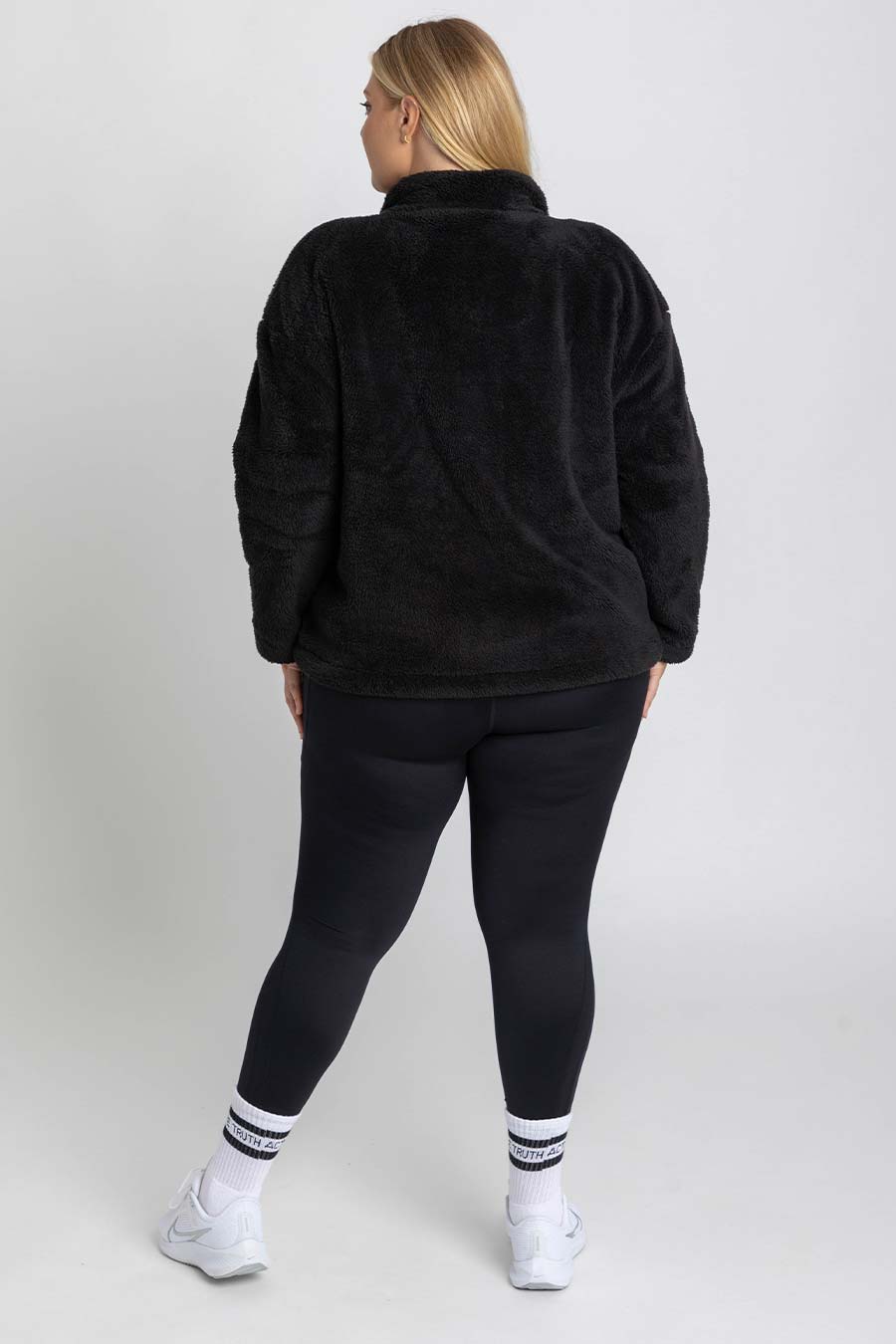Tech Teddy Jacket - Cozy & Stylish Fleece Jacket for Women & Men | Perfect for Winter, Fall & Outdoor Activities | Warm & Soft Teddy Bear Fabric