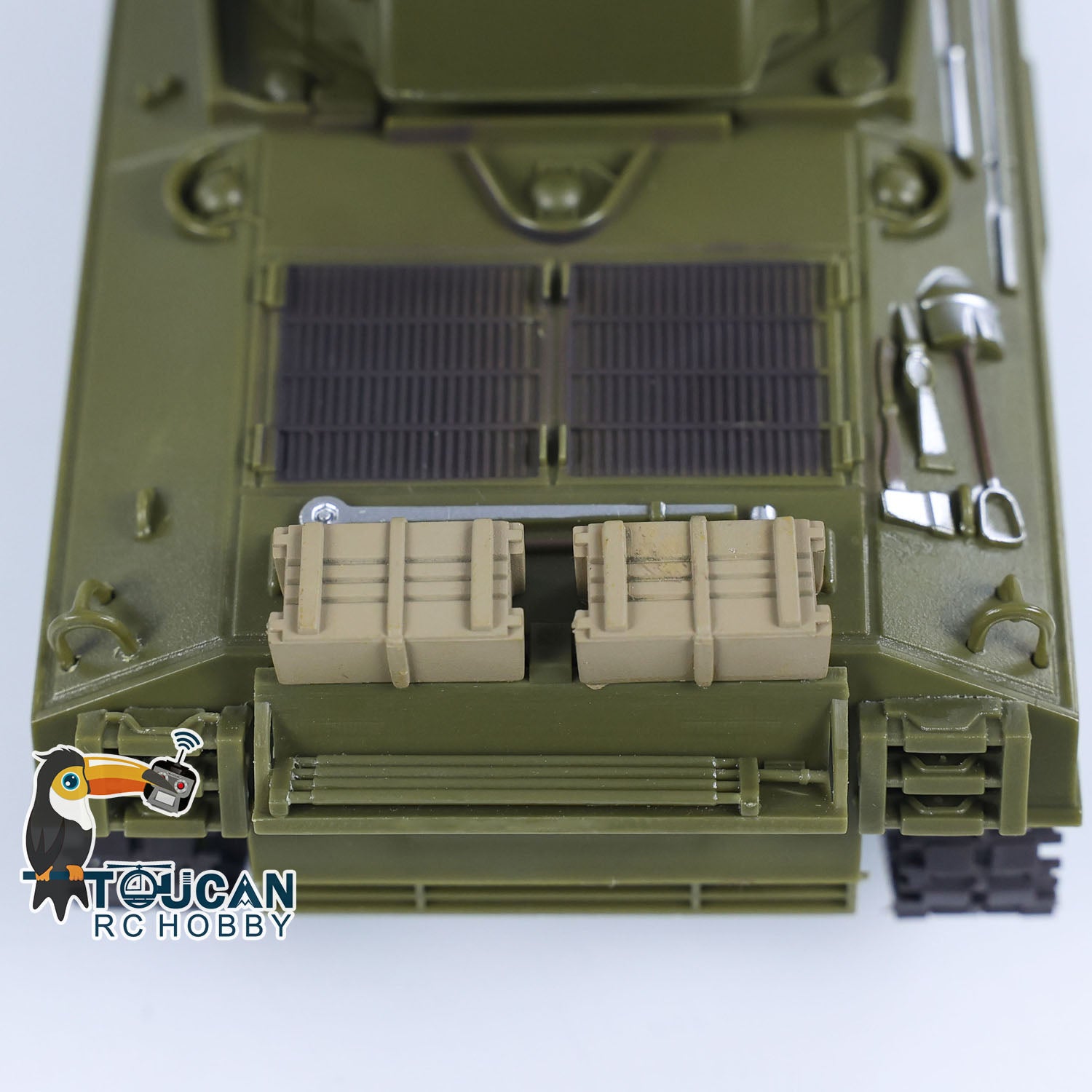 1/30 Heng Long Plastic RC Battle Tank Sherman M4A3 3841-01 2.4G Remote Control Military Vehicle - Painted & Assembled - WWII Tank Model for Collectors & Battle Simulation Games