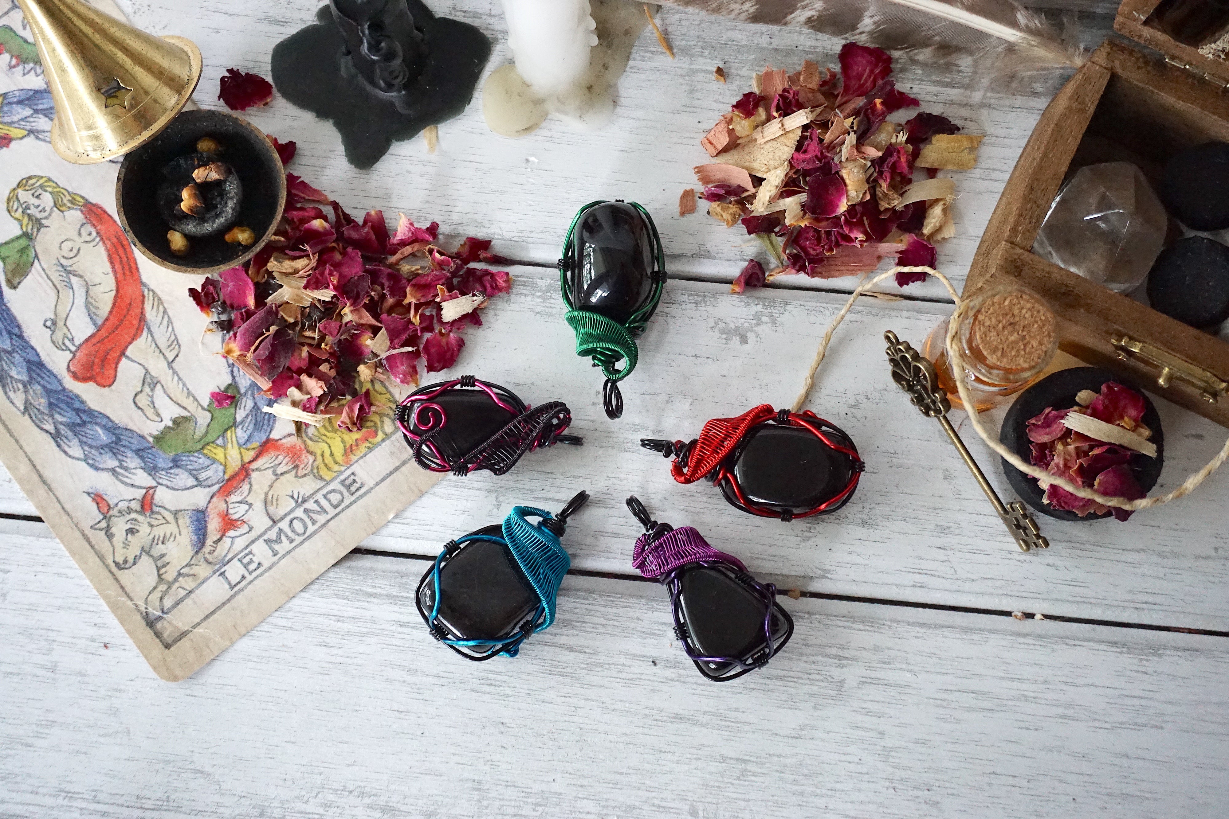 AURA OBSIDIAN COLLECTION - Obsidian Green Gemstone Necklace for Women, Handmade Spiritual Jewelry, Healing Crystal Pendant for Meditation & Energy Protection | Perfect for Yoga, Reiki & Boho Fashion