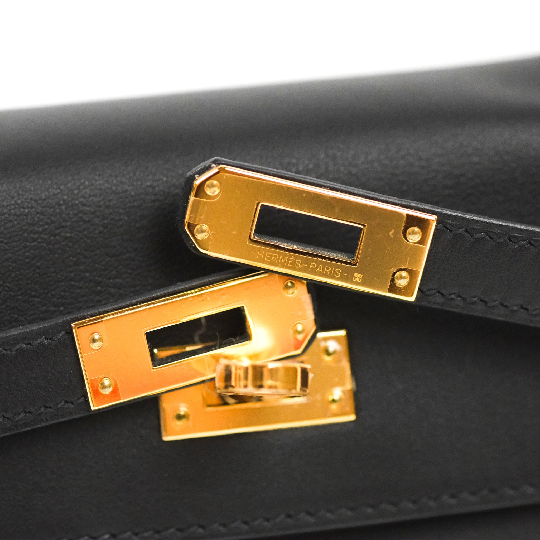 Authentic Hermès Retourne Kelly 25 Bag in Black Swift Leather with Gold Hardware - Luxury Handbag for Women | Perfect for Work, Travel & Special Occasions