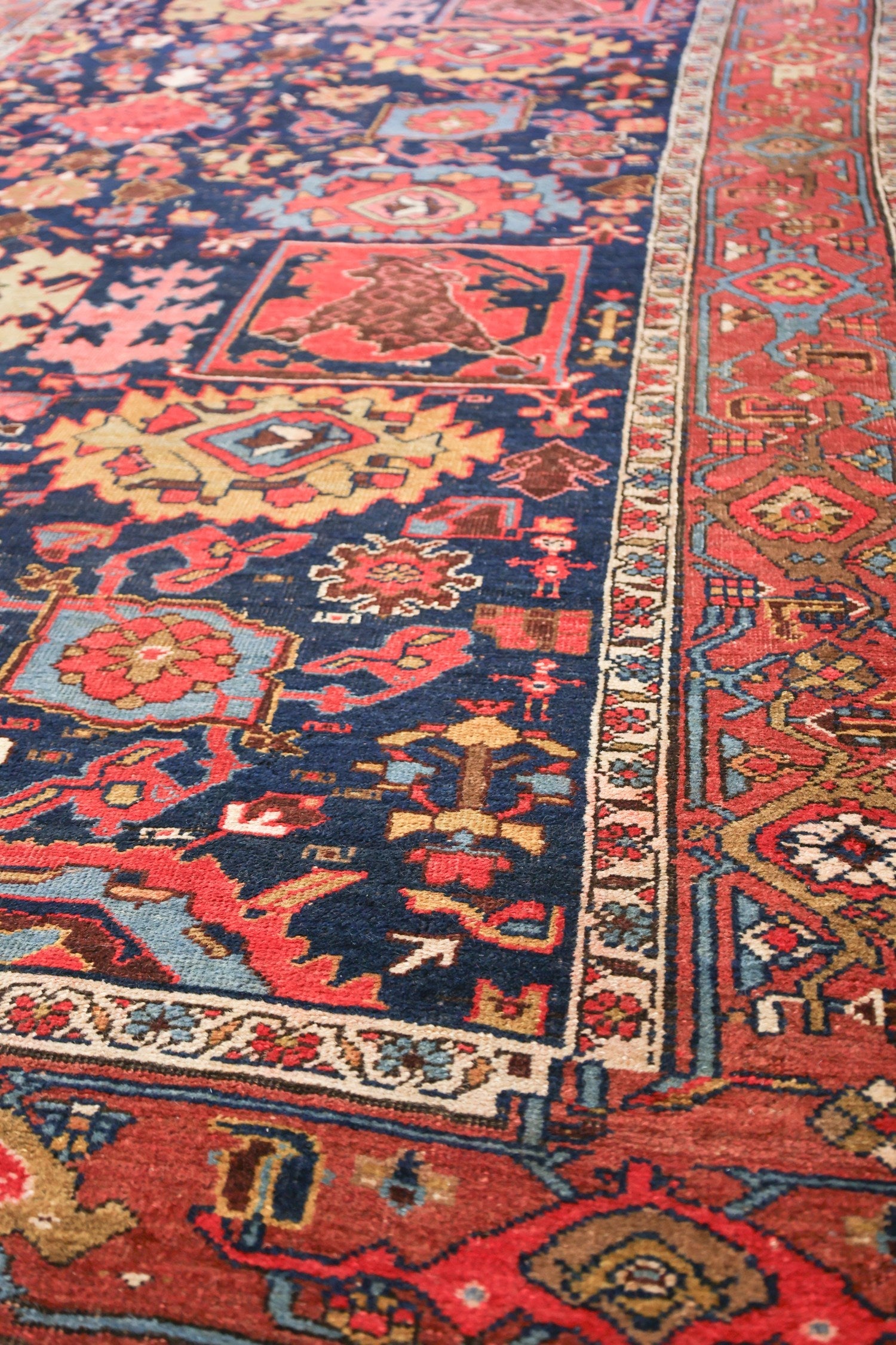 Antique Bijar Handwoven Tribal Rug JF8681 - Persian Vintage Wool Carpet for Living Room, Bedroom & Boho Decor