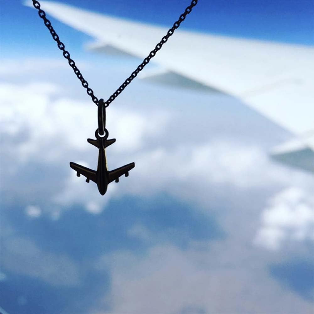Mini Airplane Travel Charm - Cute Luggage Tag & Keychain for Suitcases, Backpacks, and Carry-Ons - Perfect Gift for Frequent Flyers & Travel Lovers