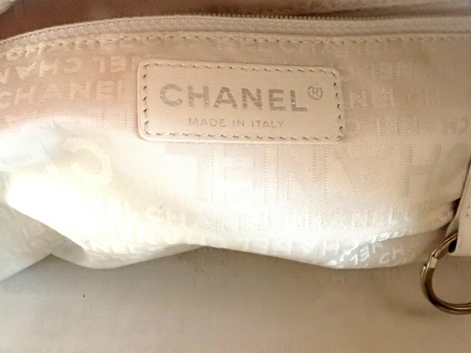 Authentic 2005 Chanel Lax Square Stitch Cream Caviar Leather Handbag - Luxury Vintage Bag for Women, Perfect for Parties, Weddings & Special Occasions