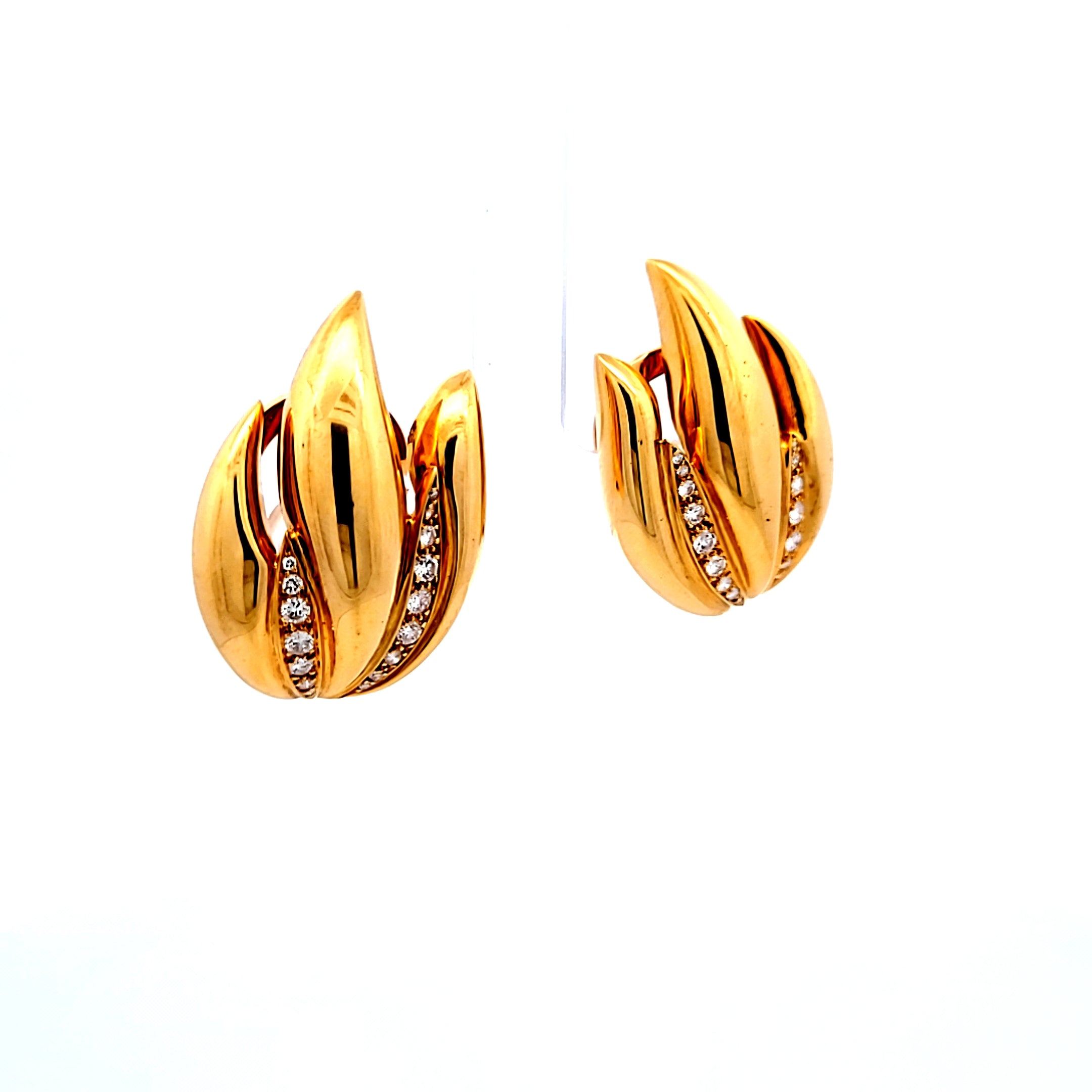 0.85 Carat Round Brilliant F VS1 Diamond 18K Yellow Gold Clip-On Earrings for Women | Luxury Dangle Earrings for Parties, Weddings & Special Occasions