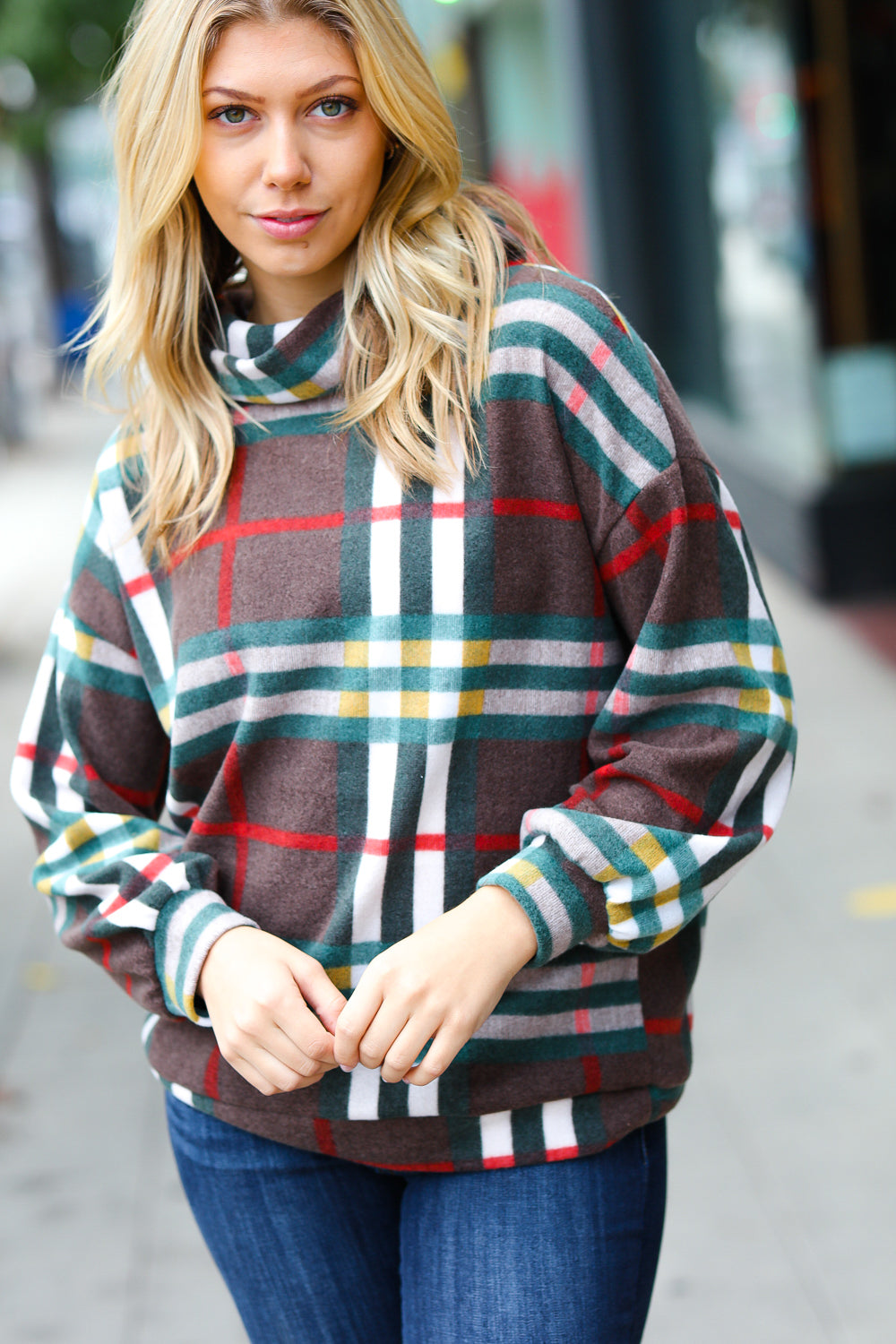 Stylish Multicolor Plaid Turtleneck Sweater for Women - Cozy Winter Knit Pullover for Casual Outfits & Holiday Gatherings