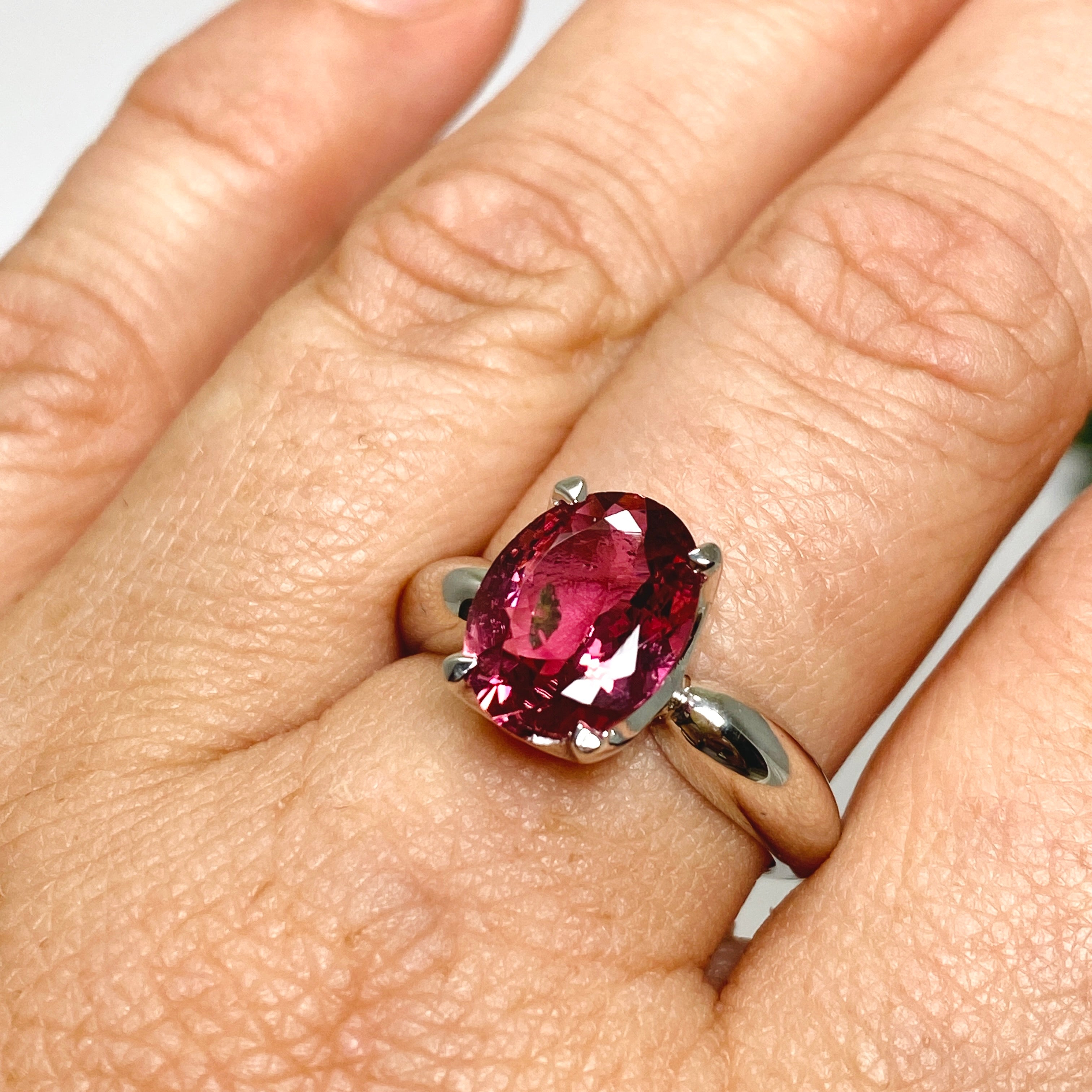 Pink Tourmaline Oval Faceted Ring - Size 7.5 - HRGJ 60 - Elegant Jewelry for Women - Perfect for Weddings, Anniversaries & Special Occasions