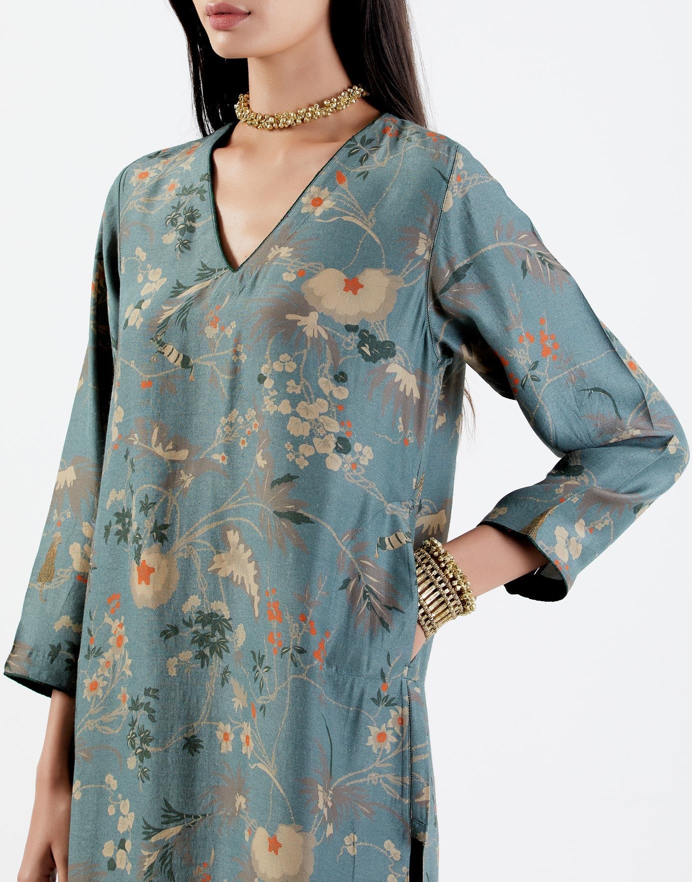 Elegant V Neck Kurta for Women - Premium Muga Satin Fabric - Comfortable & Stylish Indian Ethnic Wear - Perfect for Festivals, Weddings & Special Occasions
