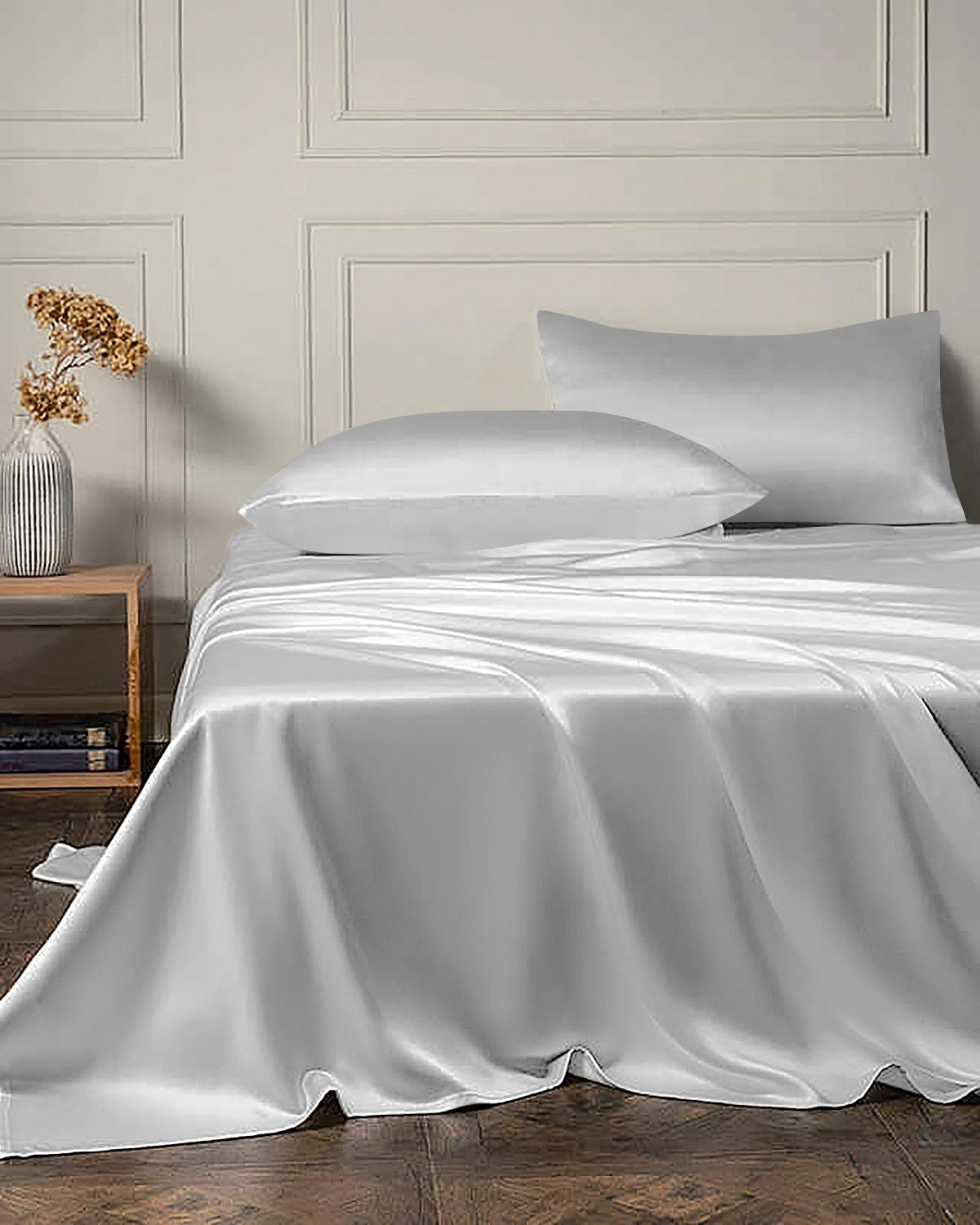 19 Momme 4-Piece 100% Mulberry Silk Sheet Set - Queen Size Luxury Bedding with Deep Pocket Fitted Sheet & Flat Sheet - Perfect for Hot Sleepers, Sensitive Skin & Allergy Relief - Ideal for Master Bedrooms, Guest Rooms & Luxury Hotels