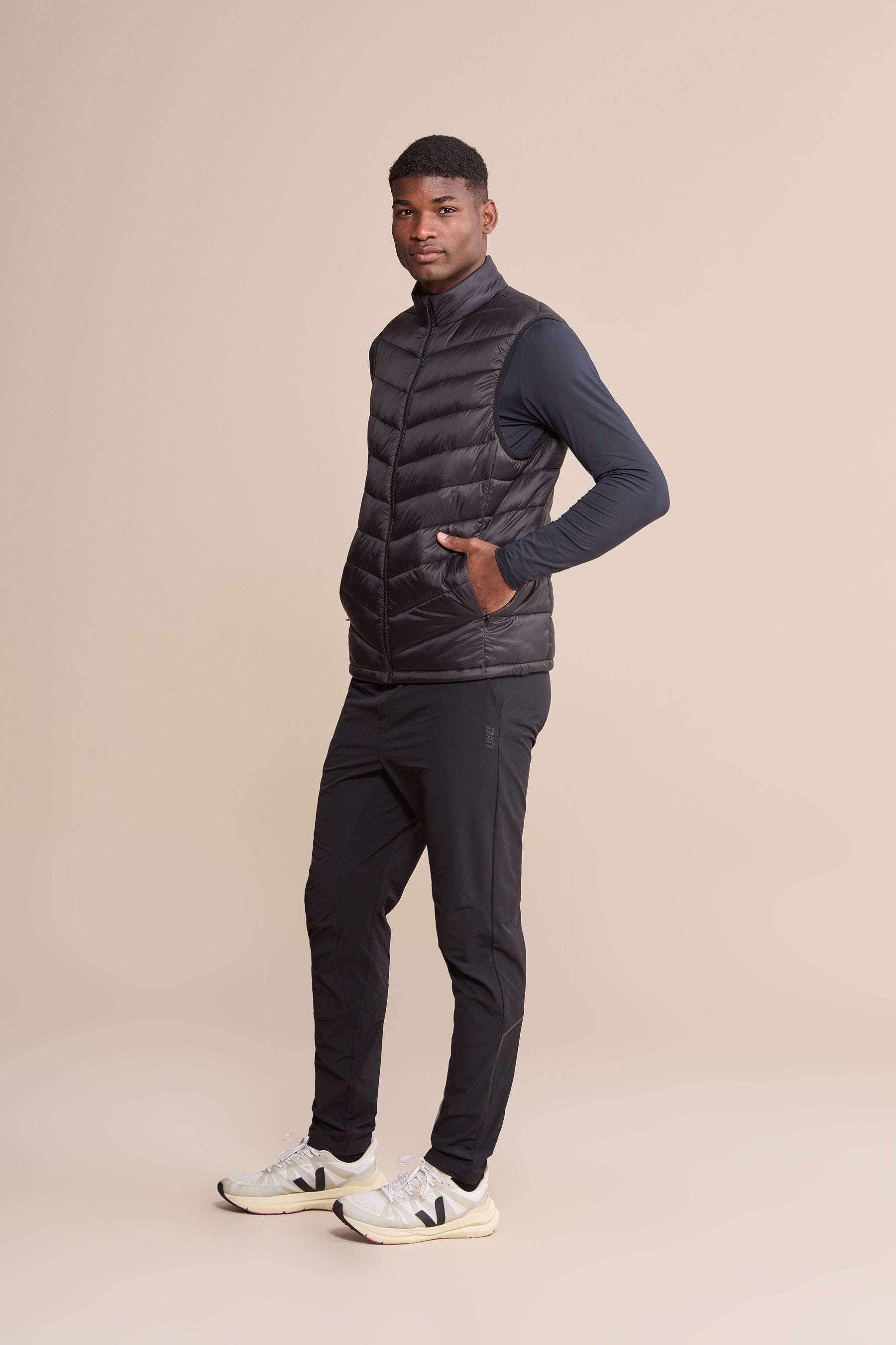 Men's Lightweight Nylon Puffer Vest - Warm Winter Jacket for Outdoor Activities, Hiking & Casual Wear