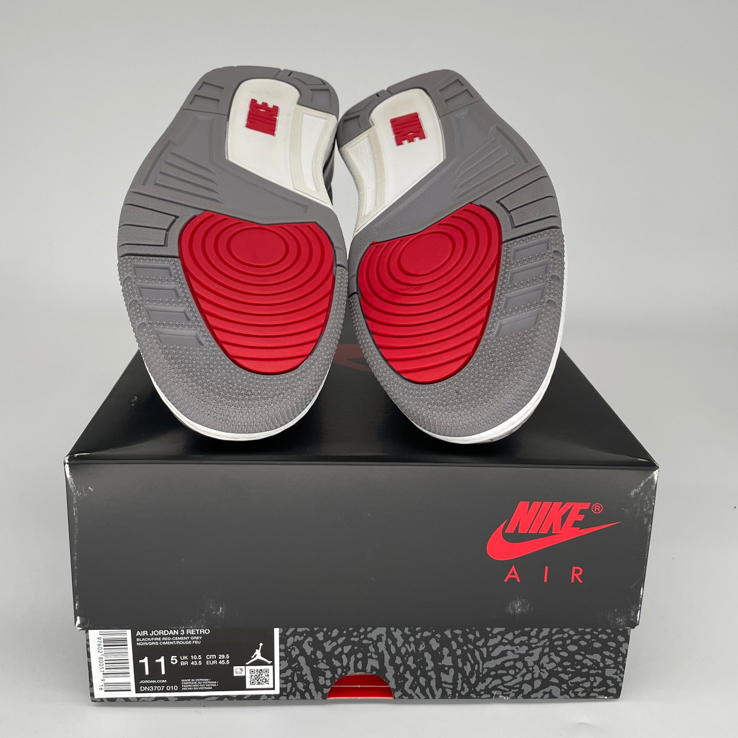 Air Jordan 3 Retro 'Black Cement Reimagined' Men's Basketball Shoes Size 11.5 (DN3707-010) - Classic Sneakers for Streetwear & Basketball Performance