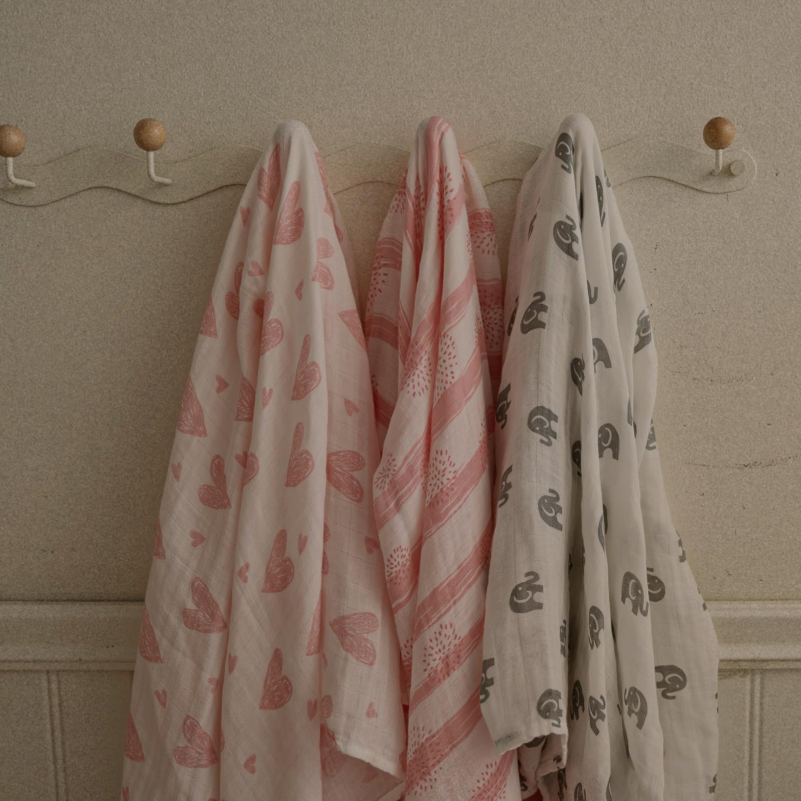 GLLQUEN Baby Muslin Swaddle Blankets 4-Pack - 35