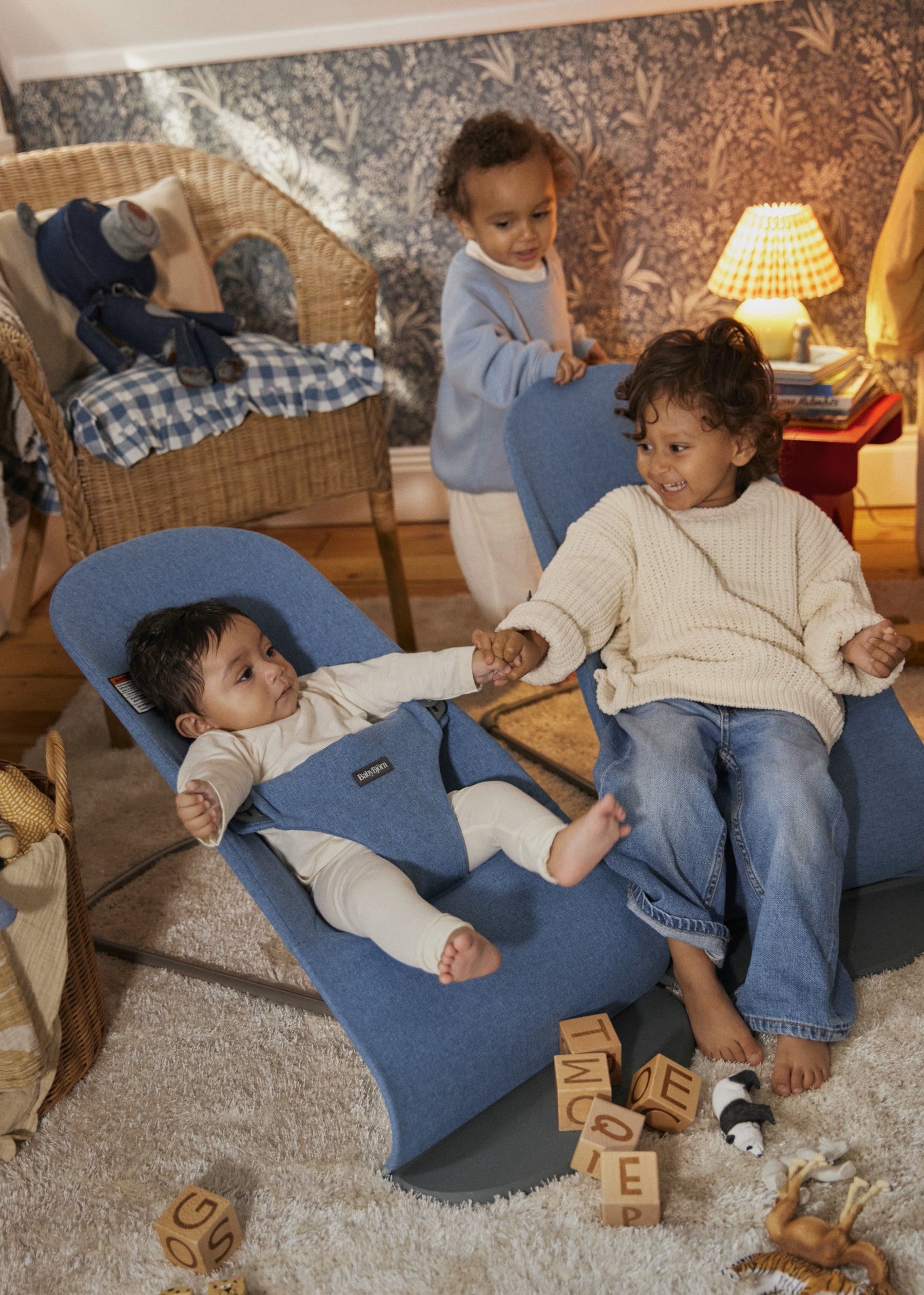 BabyBjorn Bouncer Bliss Woven - Premium Baby Rocker with Ergonomic Design for Newborns to Toddlers | Perfect for Soothing, Feeding & Playtime at Home or On-the-Go