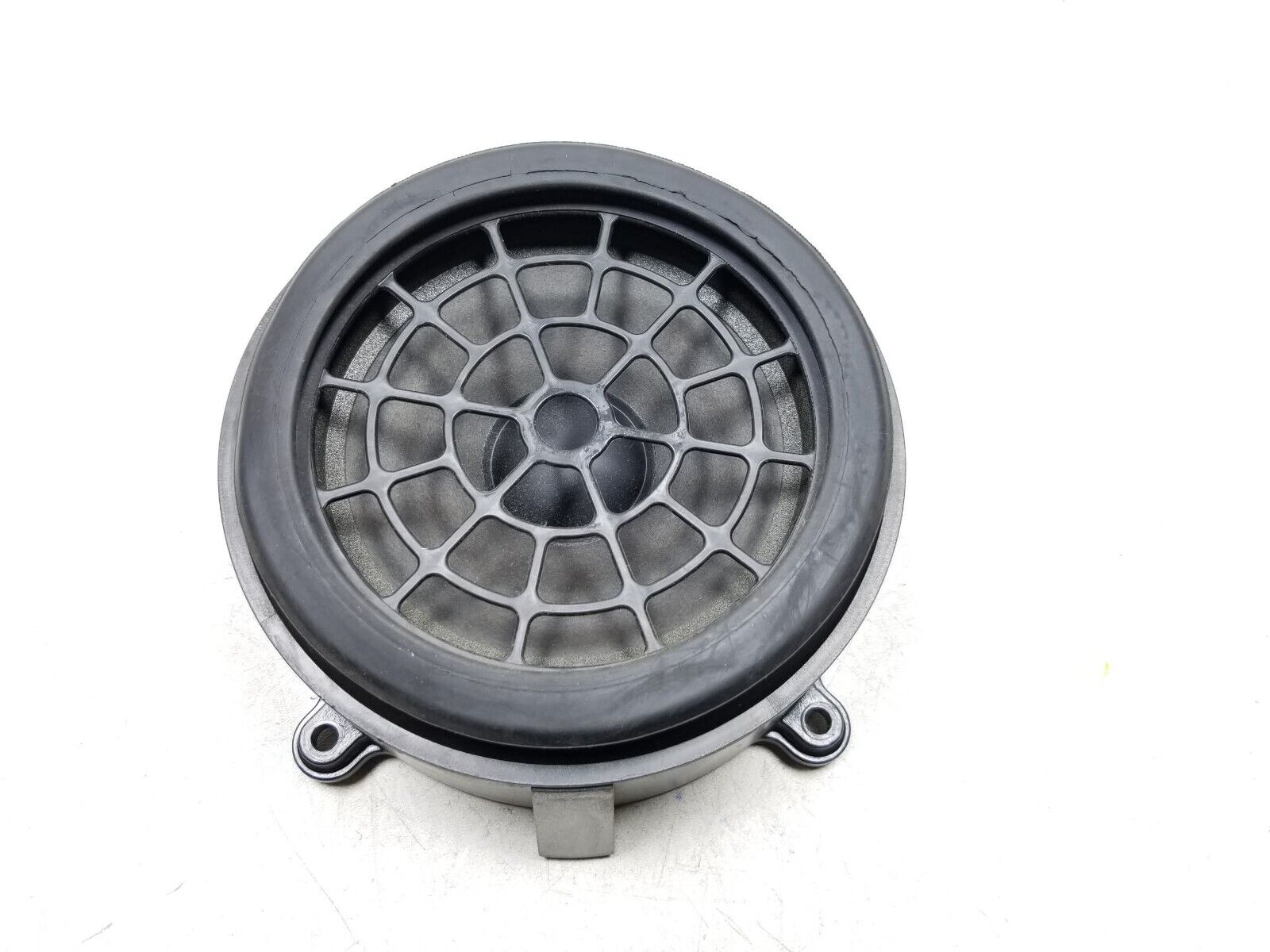 Original Mercedes W203 C240 C320 Door Audio Speaker Set of 4 OEM - Premium Sound Upgrade for Your Car Audio System | Perfect for Car Enthusiasts & DIY Installations