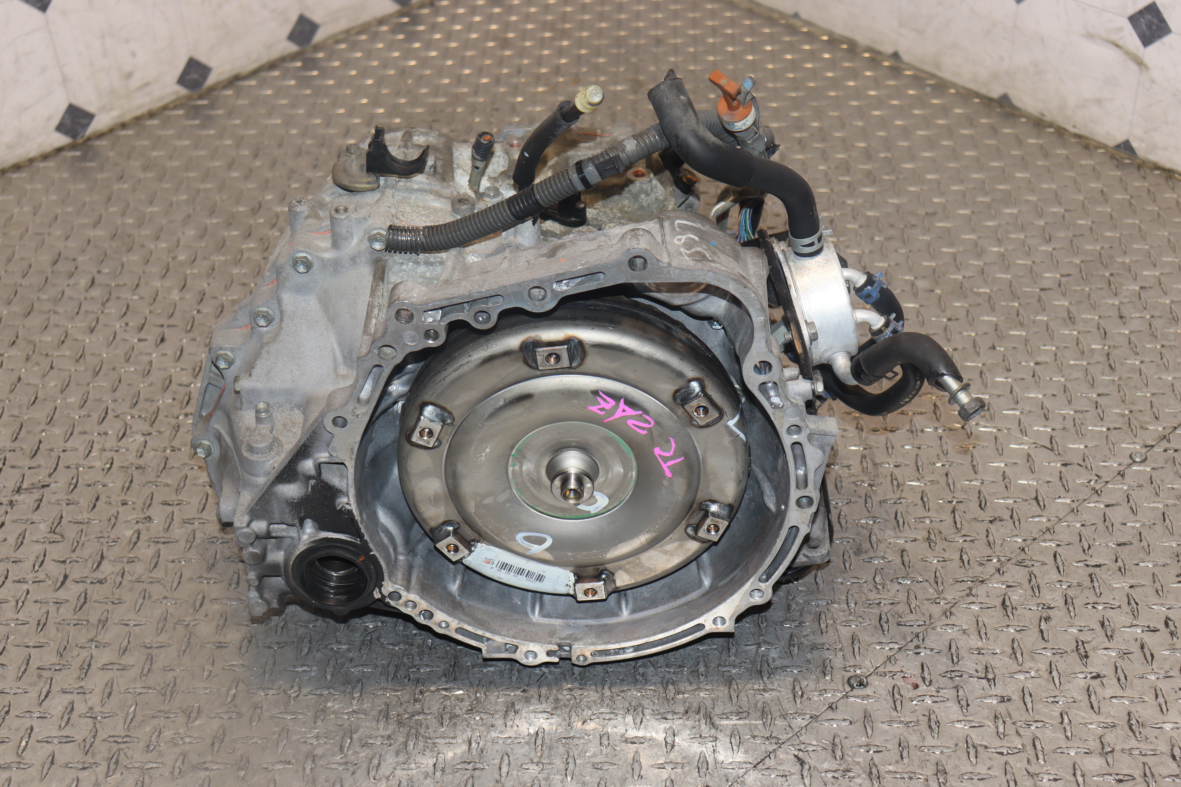 JDM 2AZ-FE Automatic Transmission for Toyota RAV4 2.4L 2004-2008 - Replacement Transmission for Smooth Shifting & Reliable Performance - Perfect for Off-Roading, Daily Commuting & Long Road Trips