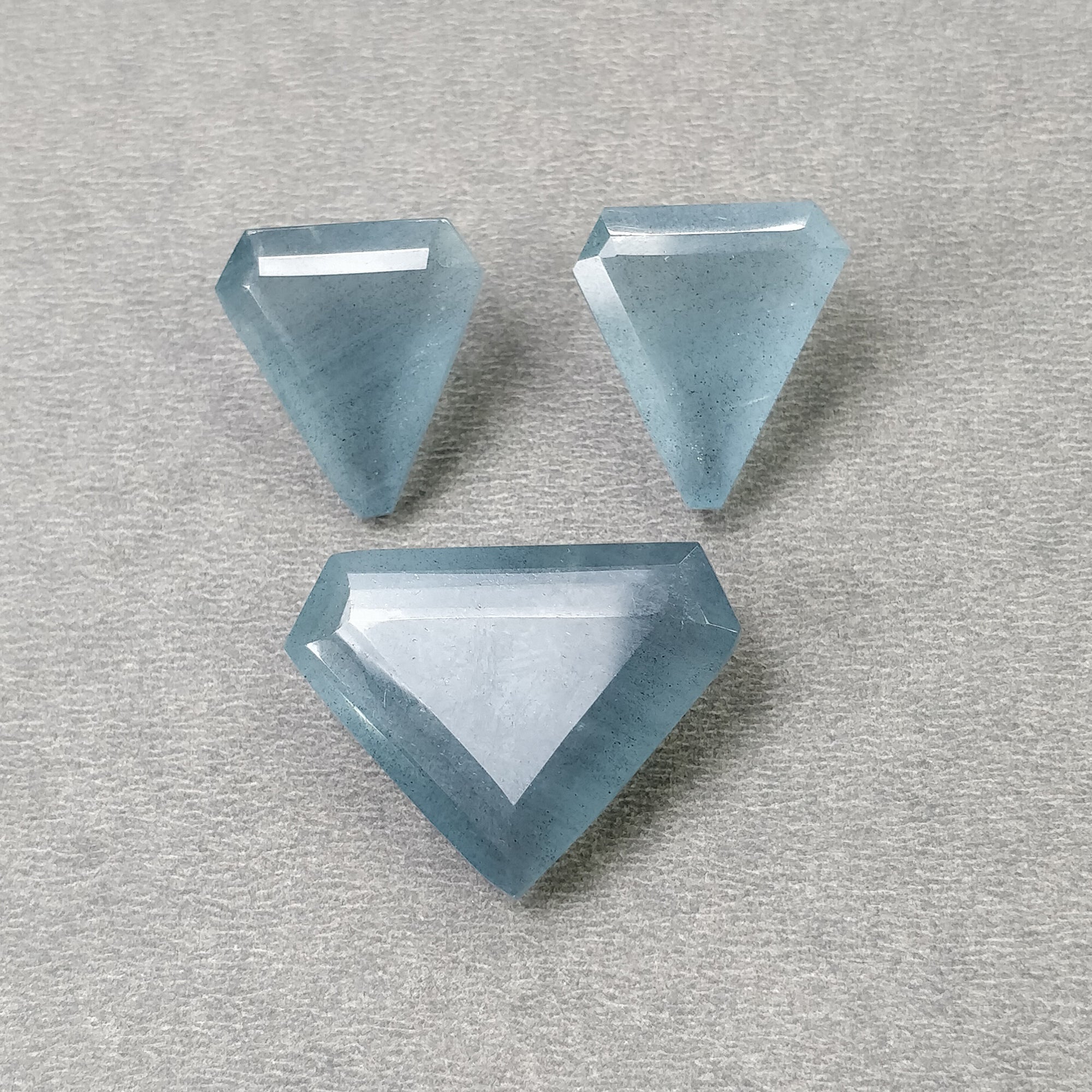 Natural Untreated Blue Aquamarine Gemstone - 77.80cts, Normal Cut, Uneven Shape (20.5*19mm to 30.5*23mm) - 3 Piece Set for Jewelry Making, Collection & Healing Crystals