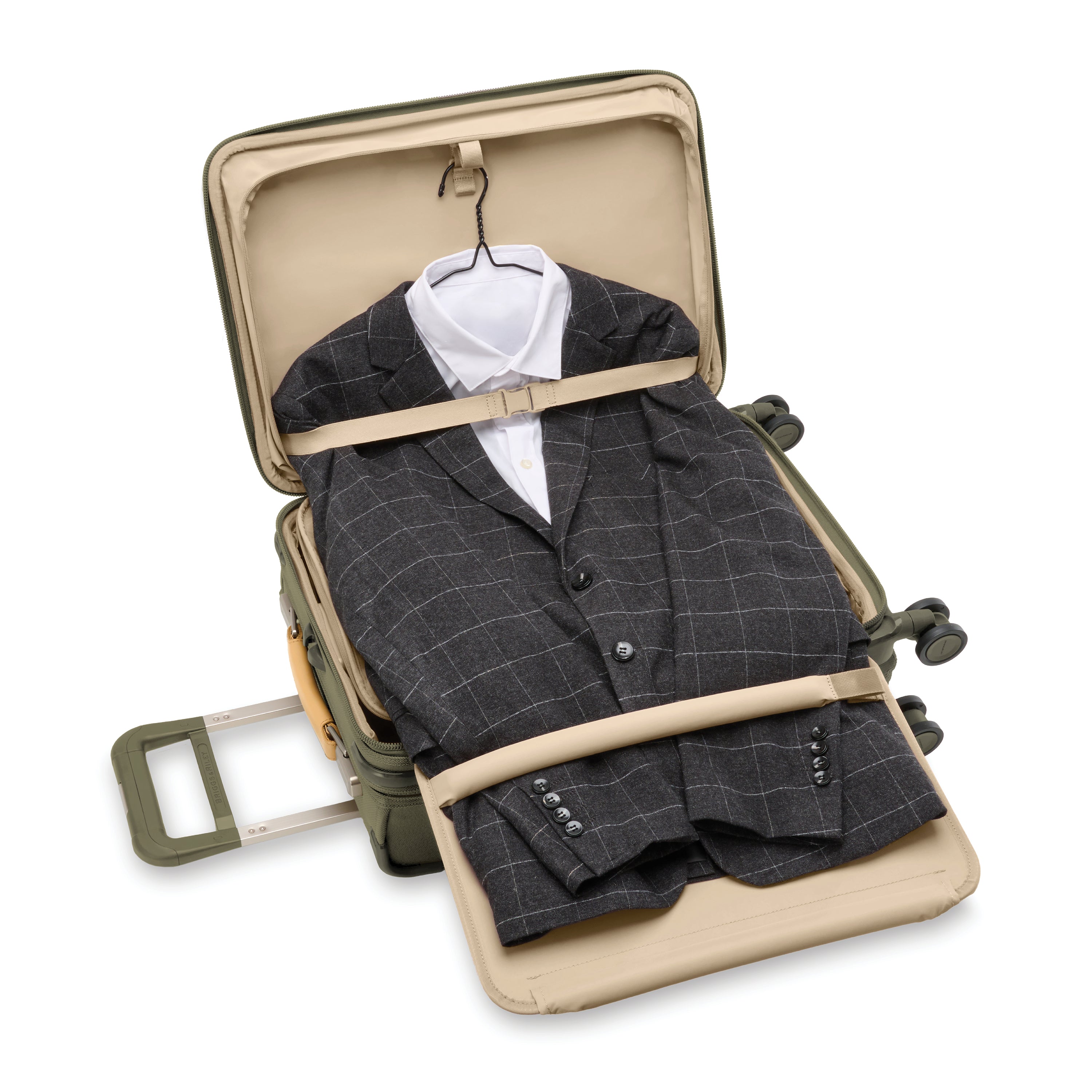 Briggs & Riley Baseline Essential Carry On Spinner Luggage - Lightweight Expandable Suitcase for Business Travel & Weekend Getaways | TSA Lock & Durable Polycarbonate Shell
