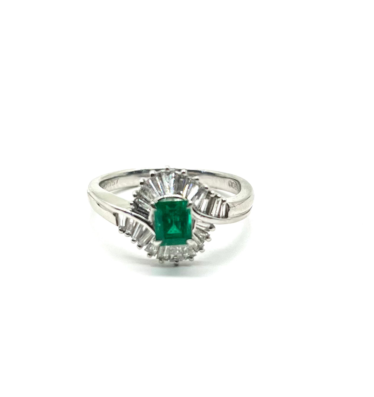 Exquisite Platinum Emerald and Diamond Ring for Women - Elegant Jewelry Gift for Engagement, Anniversary & Special Occasions