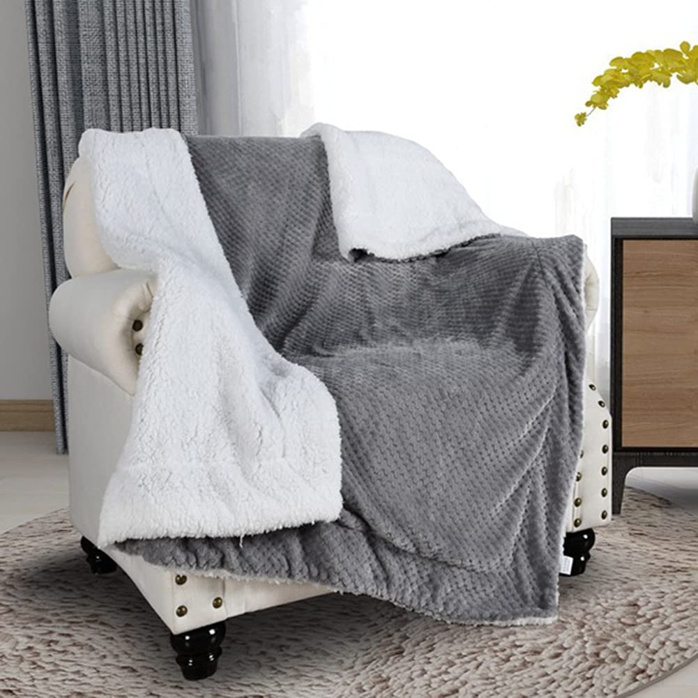 Bullpiano Soft Warm Wool Fleece Throw Blanket for Couch - Lightweight Plush Fluffy Cozy Blanket for Bed, Sofa, Camping & Travel - Perfect for Netflix Nights, Winter Snuggles and Outdoor Adventures