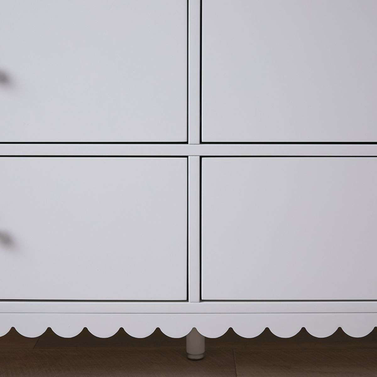 Maisie Scalloped Six Drawer White Dresser - Vintage Style Bedroom Furniture for Home Organization & Storage