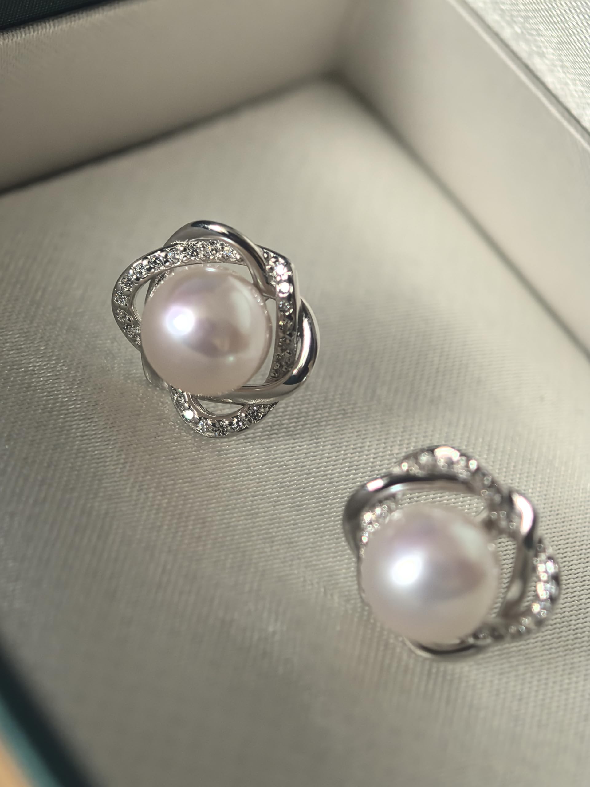 Elegant Pearl Earrings for Women - Perfect Jewelry Gift for Wife, Girlfriend, Mom | Birthday, Anniversary, Christmas, Valentine's Day & Mother's Day Presents | Ideal for Date Nights, Weddings & Special Occasions