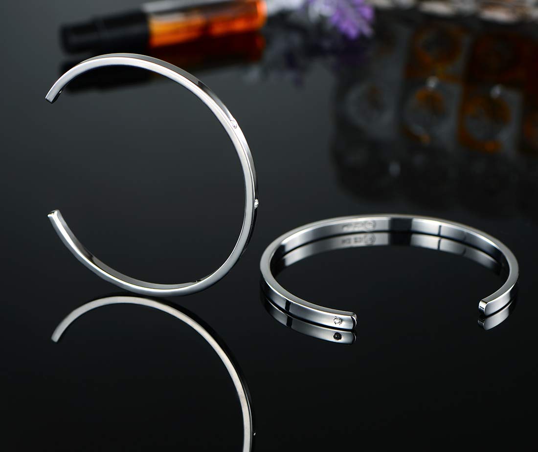 VOLUKA Inspirational Bracelets for Women - Family Tree of Life Bangle Bracelet, Adjustable Cuff for Girls & Teens, Perfect Gift for Mother's Day, Birthday & Friendship - Wear Daily or Special Occasions