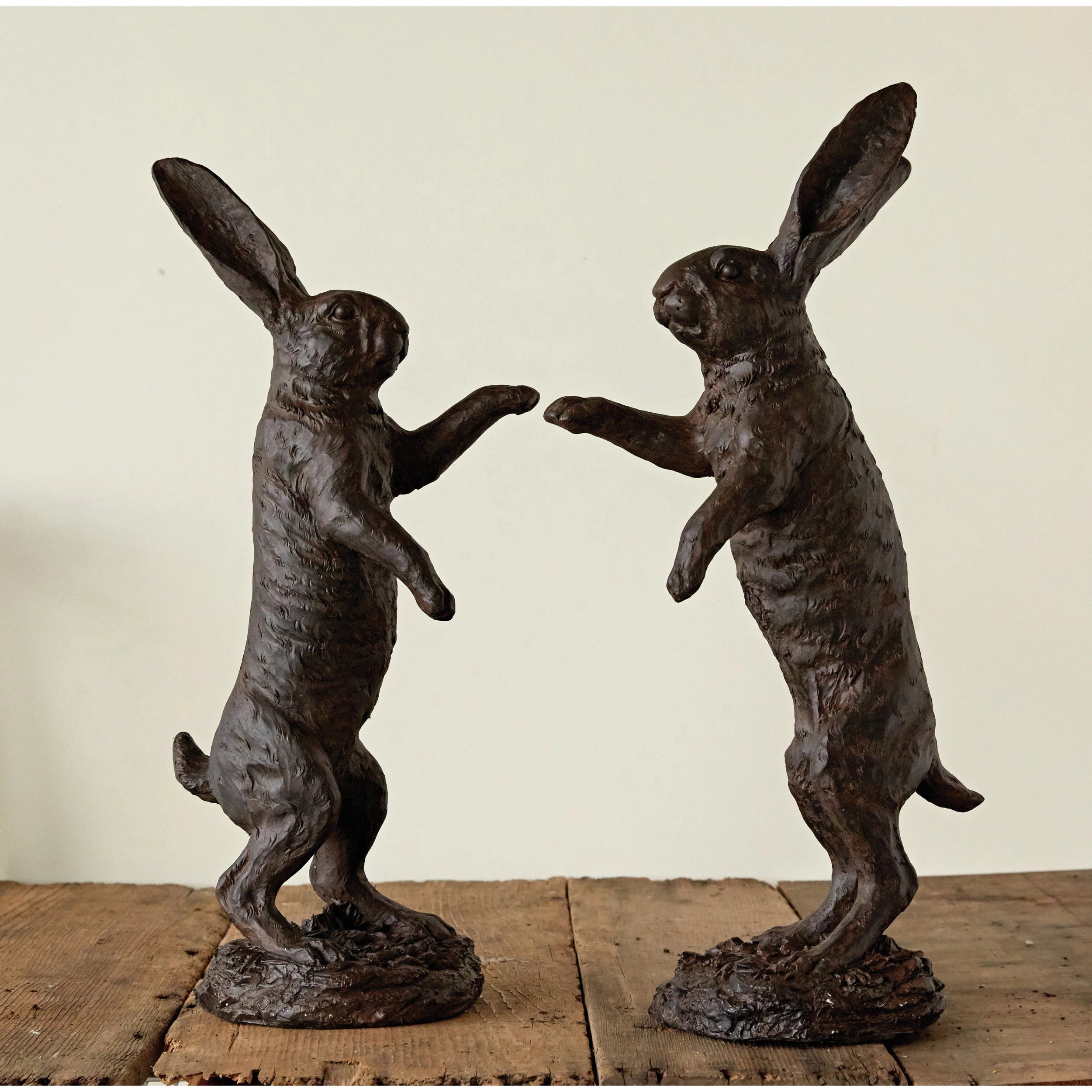 Magnesia Standing Rabbit Figurine Set - Elegant Home Decor for Living Room, Bedroom & Office