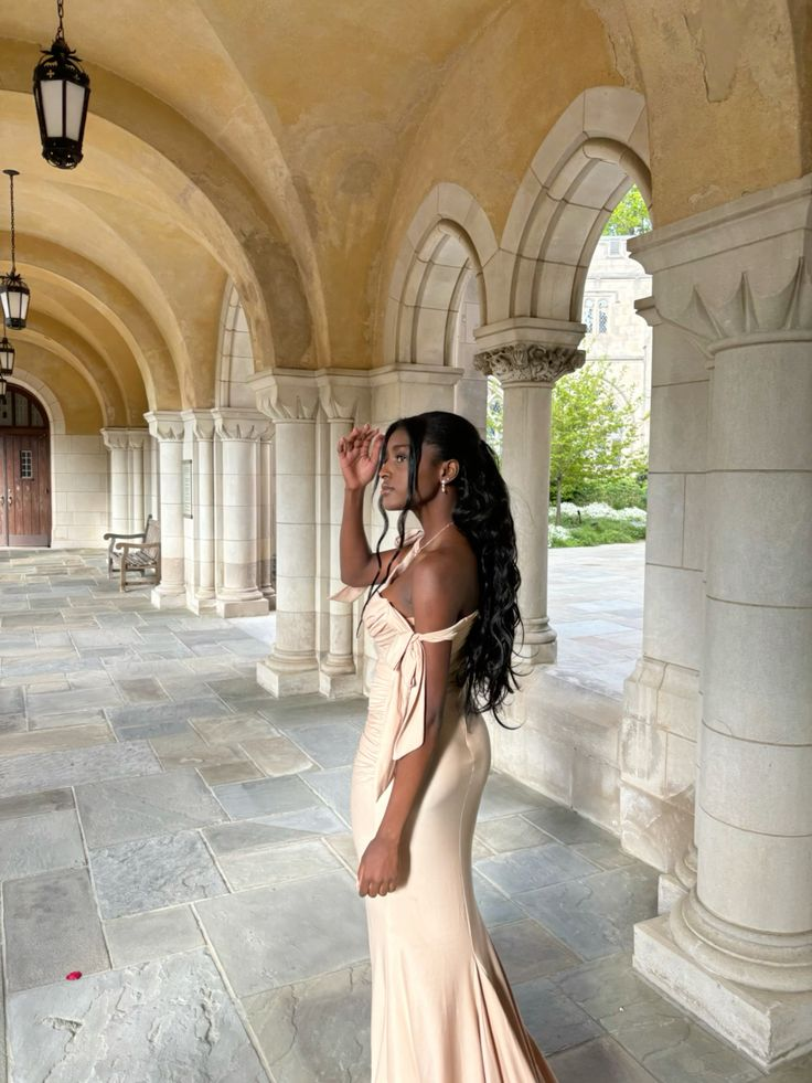 Elegant Off-The-Shoulder Mermaid Prom Dress for Women - Formal Evening Gown J5366 | Perfect for Homecoming, Wedding Guest & Special Occasions