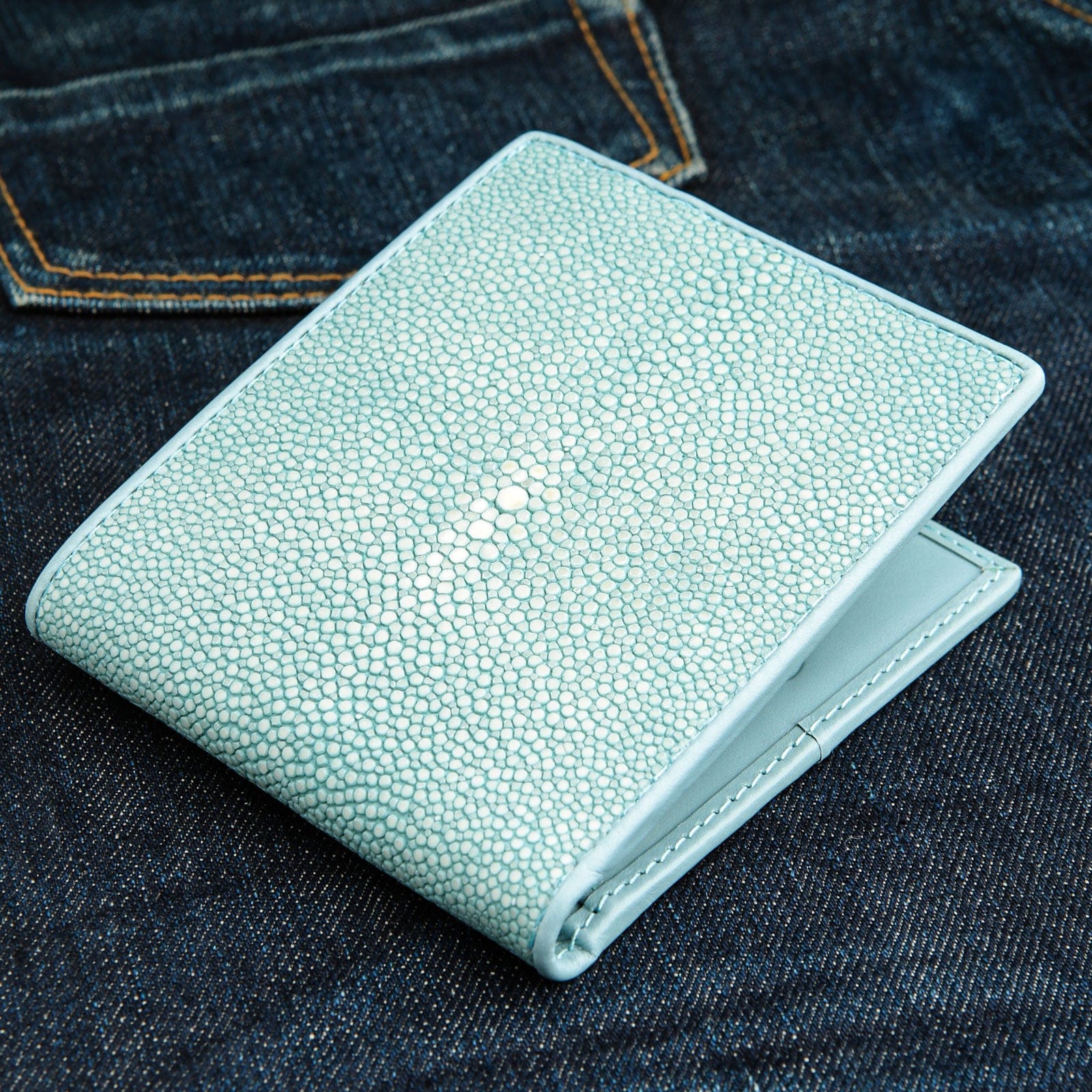Authentic Blue Turquoise Stingray Leather Wallet for Men & Women | Handmade Exotic Skin Billfold | Perfect Gift for Travel & Everyday Use