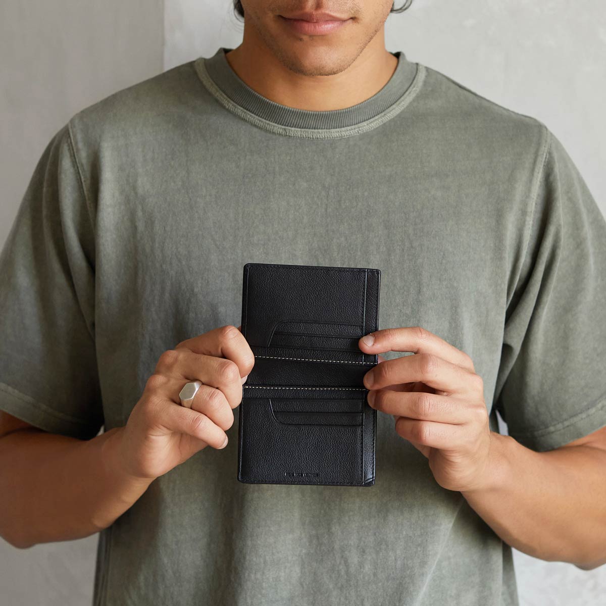 Nathaniel Genuine Leather Wallet for Men - Slim RFID Blocking Bifold Wallet with Money Clip - Perfect for Everyday Use, Travel & Gifting