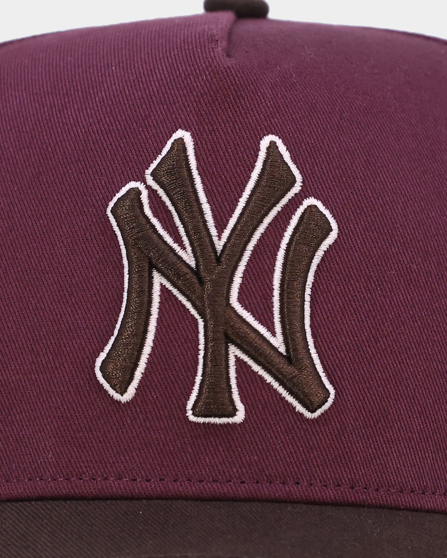 New York Yankees 'Bacon Me Crazy' MVP Snapback Hat - 47 Brand Dark Maroon/Brown Adjustable Baseball Cap for Men & Women - Perfect for Sports Games, Streetwear Fashion, and Yankees Fans Collection