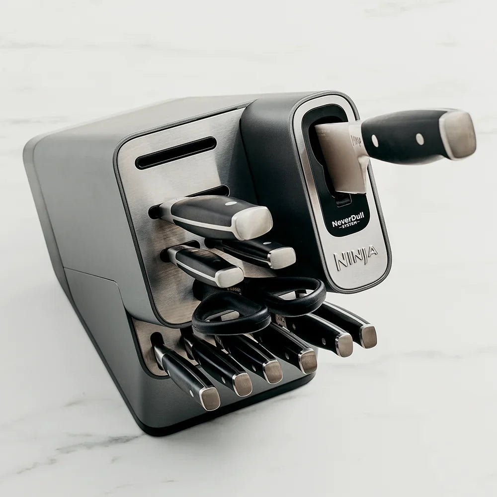 Ninja Foodi NeverDull Premium 8-Piece Knife Block Set - High-Quality Kitchen Knives for Professional Chefs & Home Cooking - Perfect for Slicing, Dicing & Meal Prep