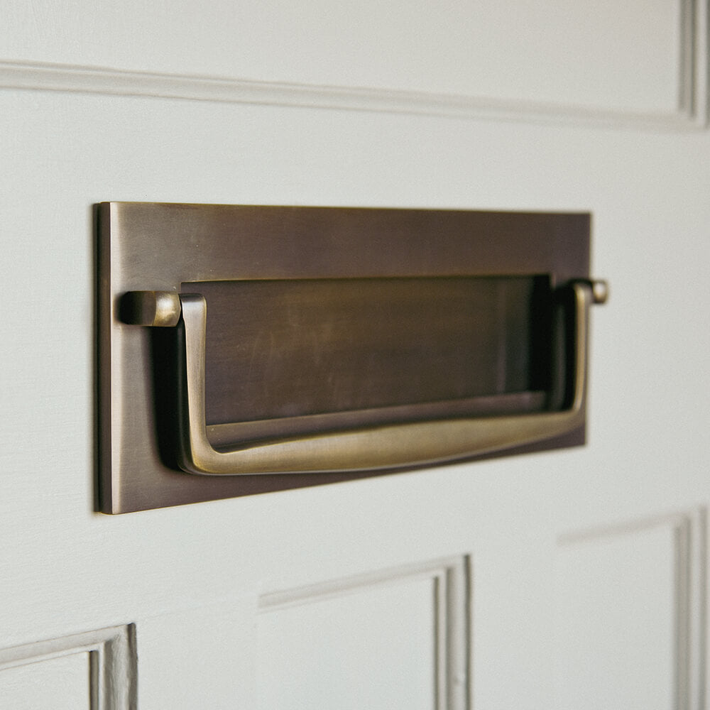 Antique Brass Marlborough Letter Plate with Clapper - Elegant Mail Slot for Front Door - Perfect for Traditional & Victorian Style Homes