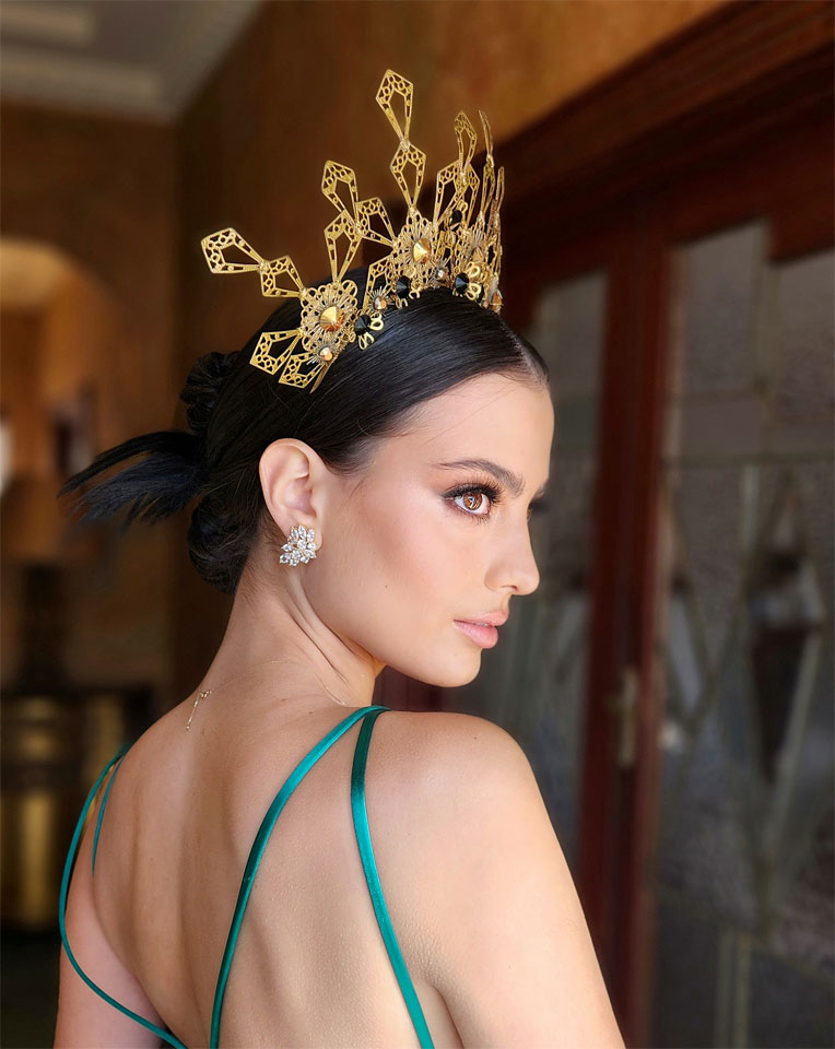 Elegant Race Day Fascinator Crown Headband - Met Gala Inspired Madonna Style Hair Accessory for Weddings, Parties & Special Events