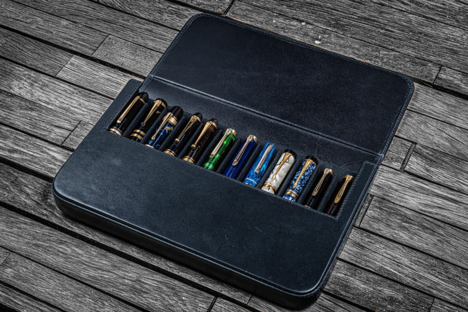 Premium Galen Leather Magnum Opus 12-Slot Hard Pen Case - Black | Luxury Fountain Pen Storage for Writers, Artists & Collectors | Perfect for Office, Travel & Gift Giving