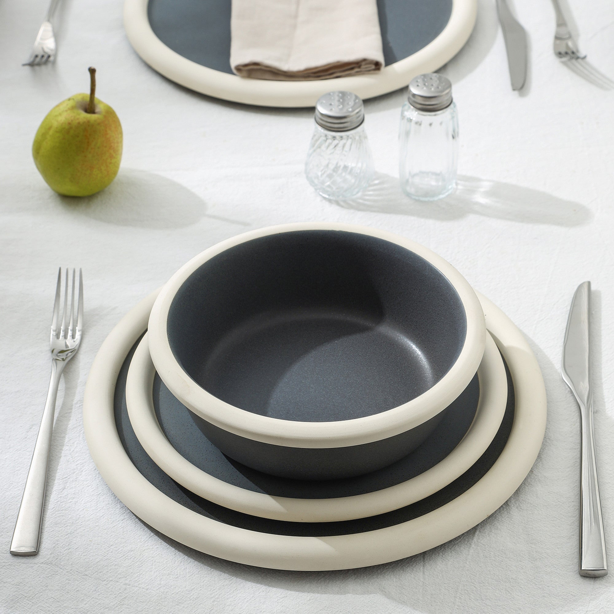 Premium Capri Stoneware Dinnerware Set - 16-Piece Grey Dinner Plates, Bowls & Mugs - Durable Porcelain Tableware for Everyday Use & Entertaining