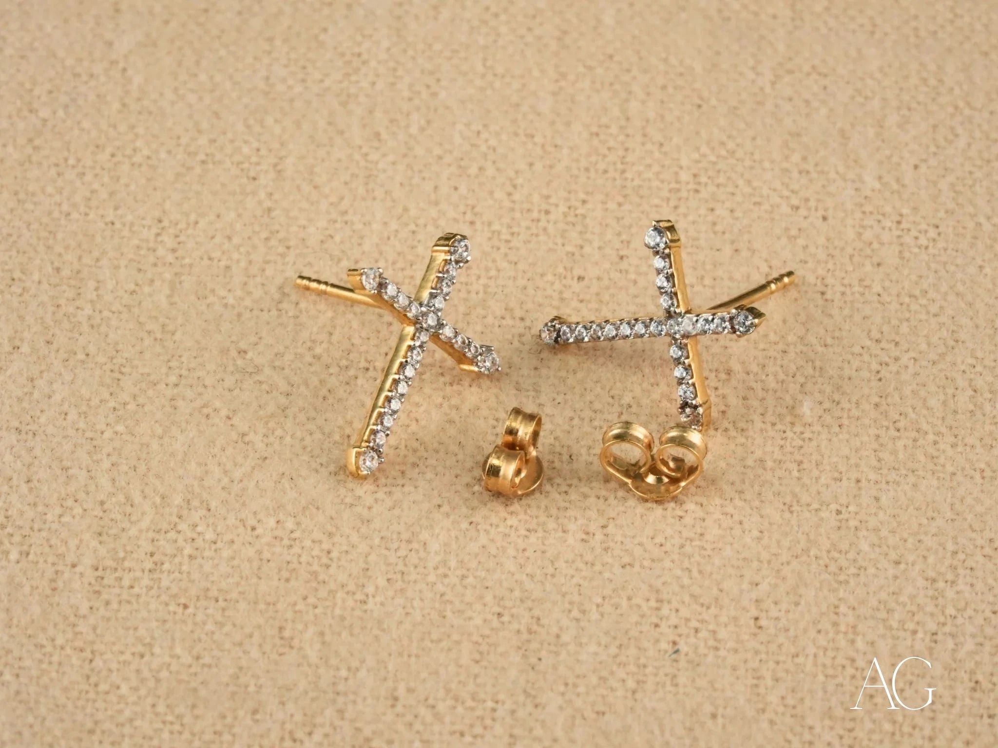 18K Gold Cross CZ Stud Earrings for Women - Sparkling Cubic Zirconia Religious Jewelry - Perfect for Church, Weddings & Everyday Wear