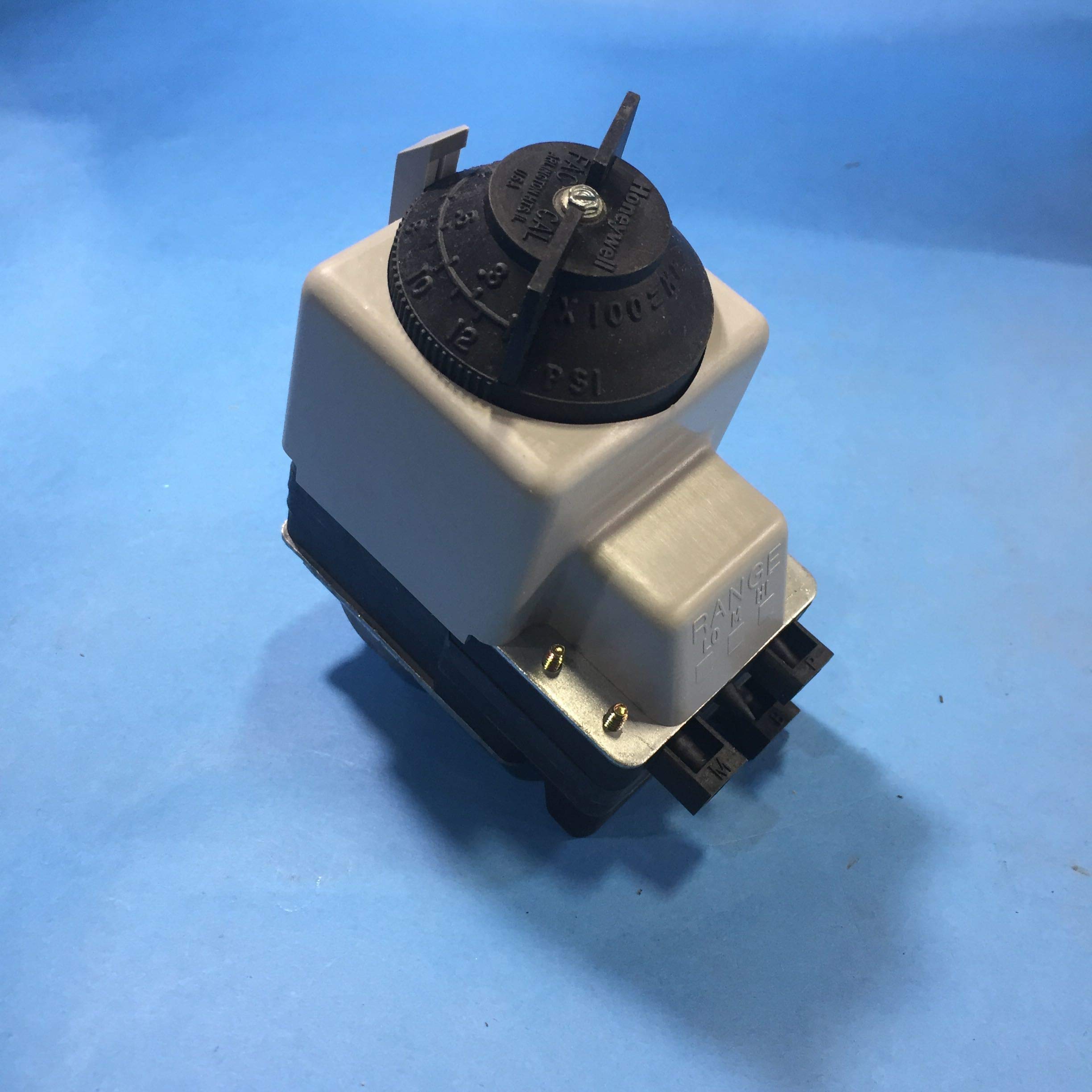 Honeywell 14004139-001 MP953A-E 3/4