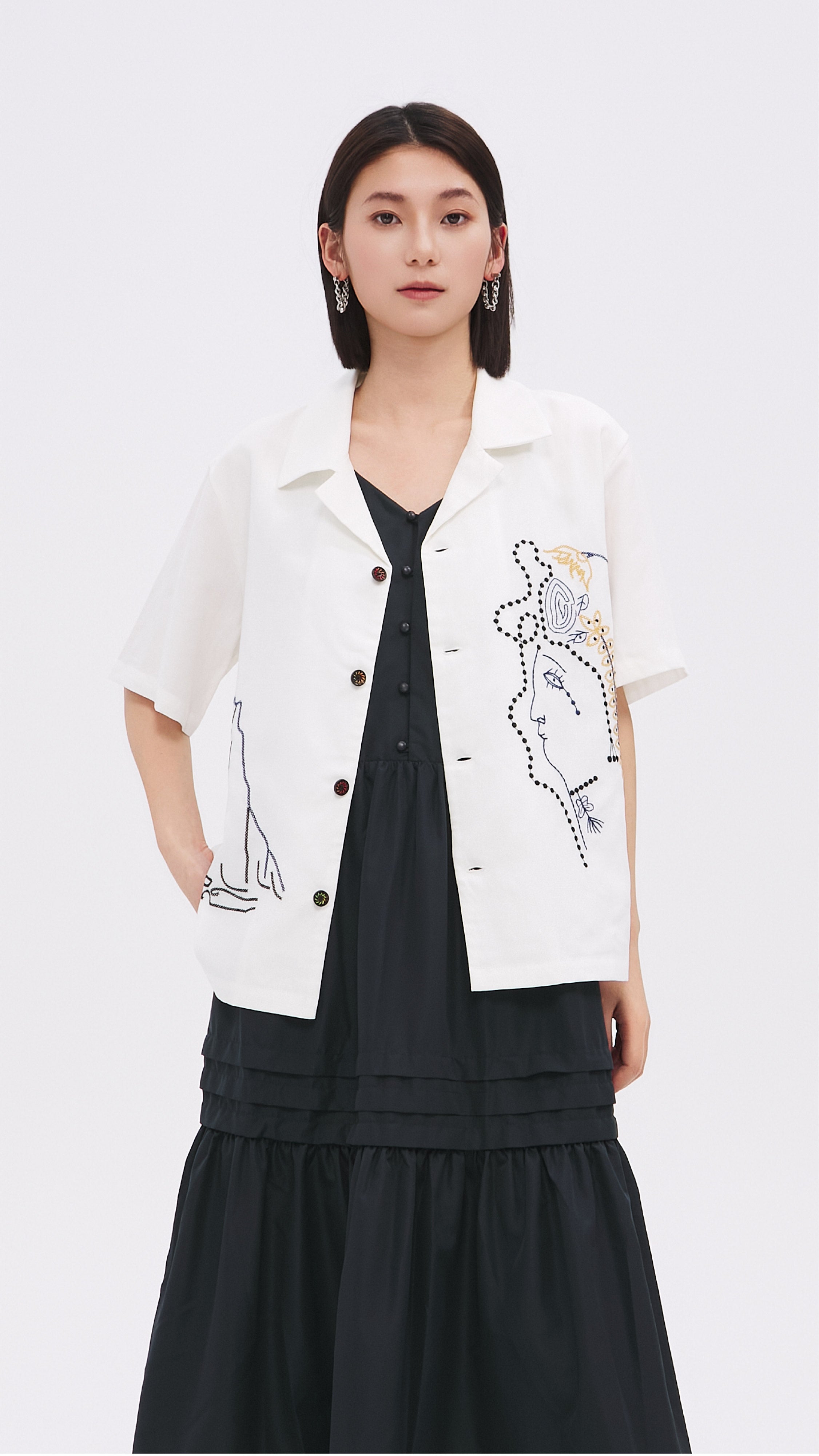 Stylish Pattern Shirt Jacket for Men & Women - Lightweight Button-Up Shirt with Unique Designs - Perfect for Casual Outfits, Layering & Outdoor Activities