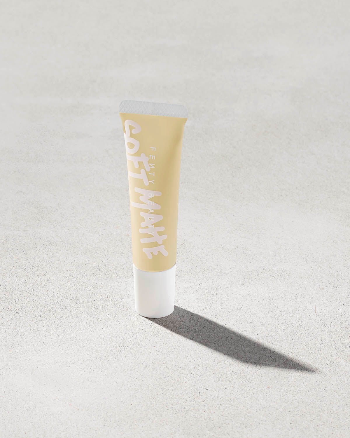 Pro Filt'r Soft Matte Longwear Foundation - #100 Light Ivory | Oil-Free, Full Coverage Makeup for All-Day Wear | Perfect for Oily Skin & Hot Weather