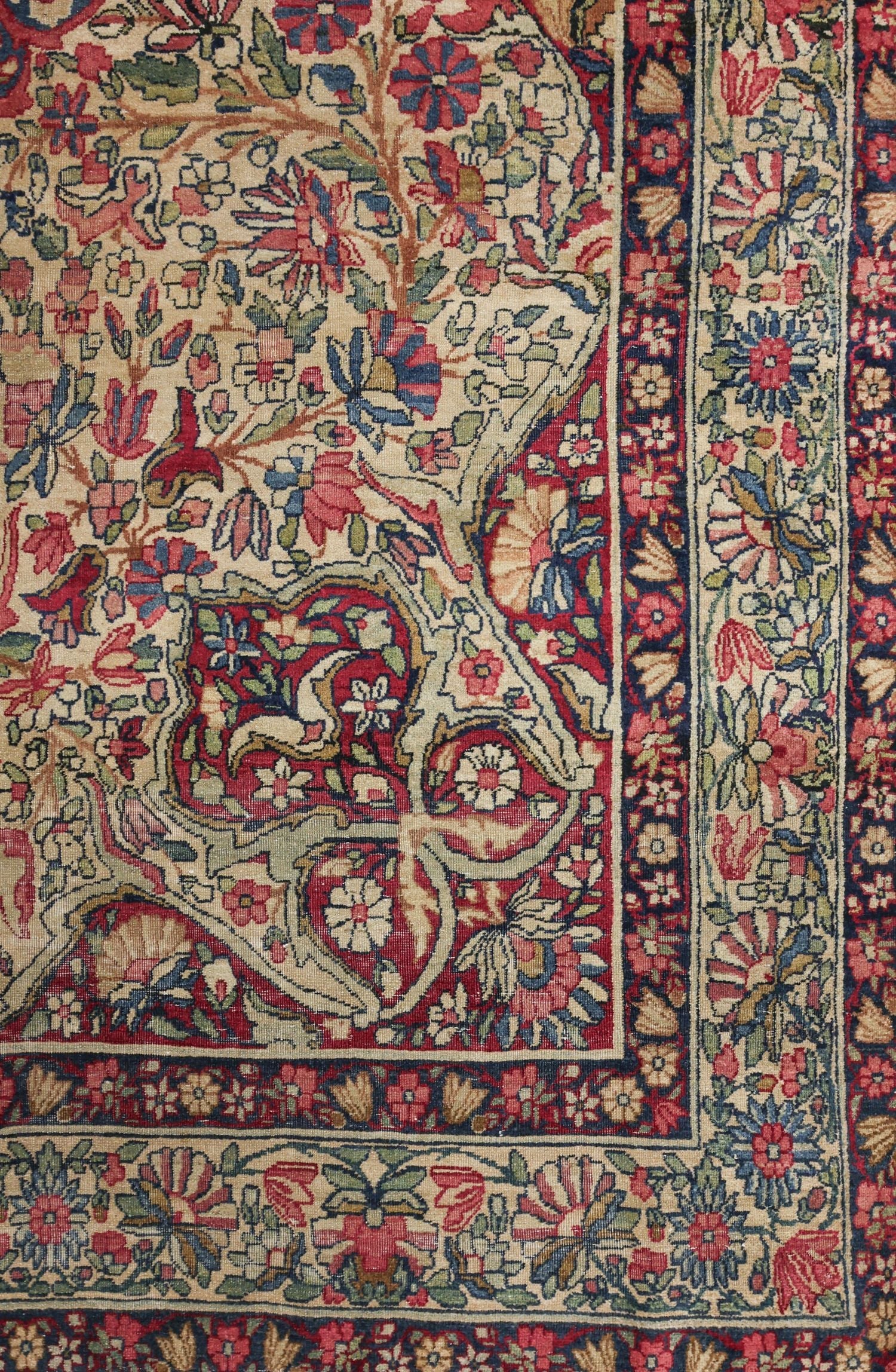 Antique Lavar Kerman Handwoven Traditional Persian Rug - J68076 - Perfect for Living Room, Bedroom & Home Decor