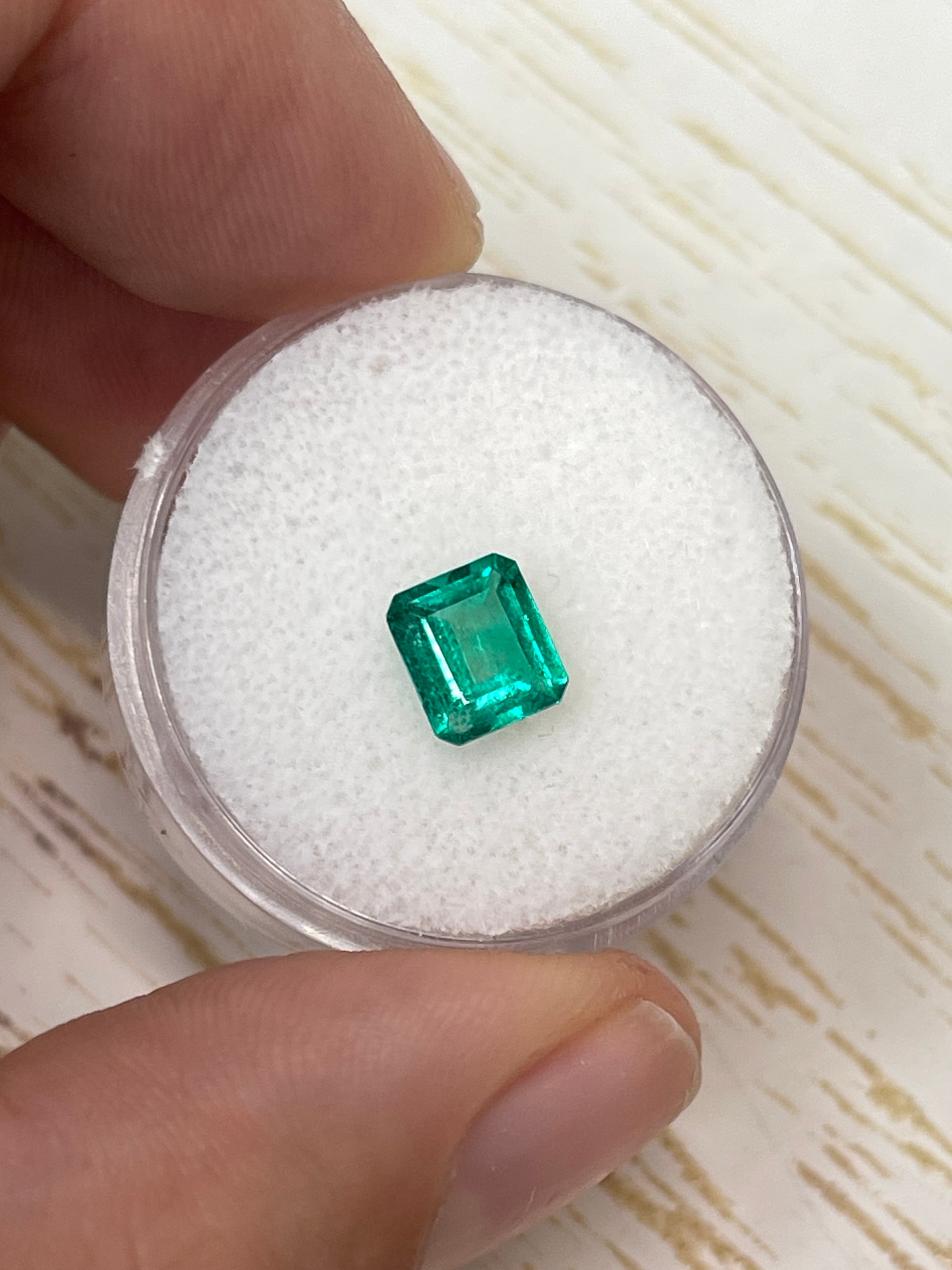 0.90 Carat 7x6mm Vivid Green Natural Loose Colombian Emerald Gemstone - Emerald Cut for Jewelry Making, Engagement Rings & Fine Collections