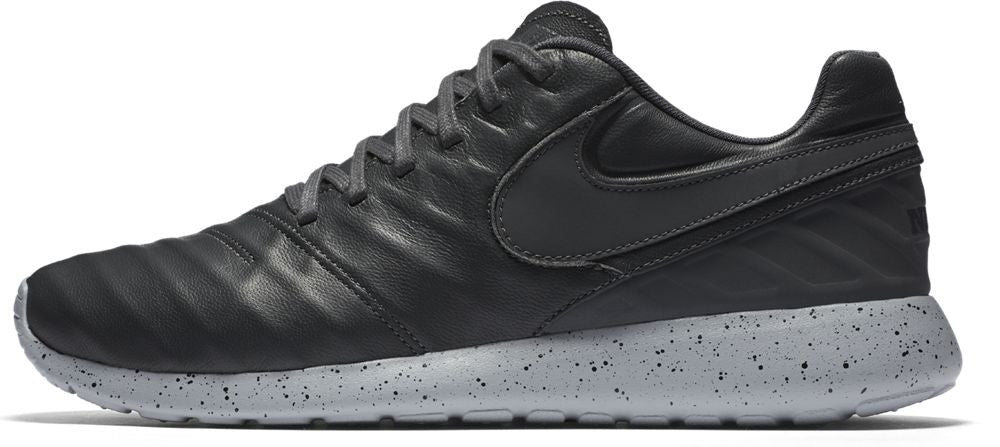 Nike Roshe Tiempo VI Men's Soccer Cleats - Dark Grey/Wolf Grey - Lightweight Football Shoes for Artificial Grass & Turf - Perfect for Training & Matches
