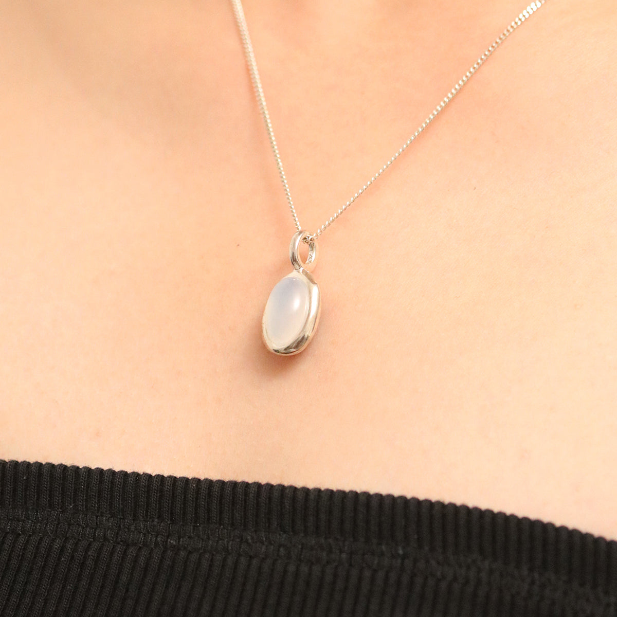 Black Onyx Reversible Necklace for Women - Elegant & Versatile Jewelry for Everyday Wear, Parties & Gifts