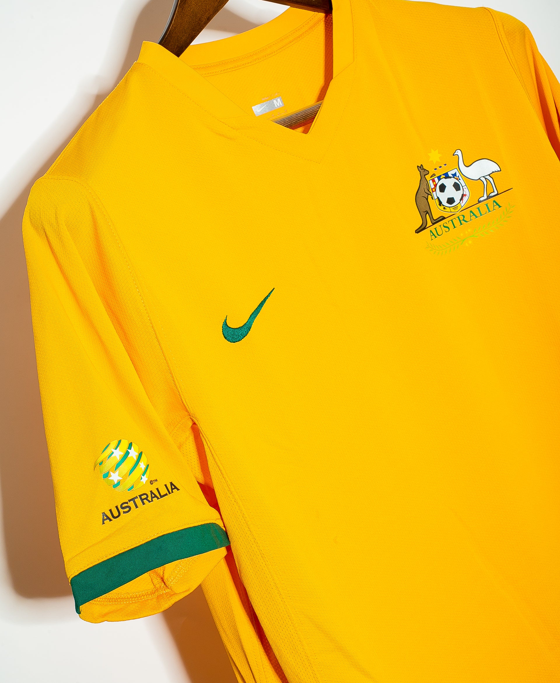 2006 Australia Soccer Jersey Home Jersey BNWT (Men's Medium) - Perfect for Collectors, Fans, and Match Days